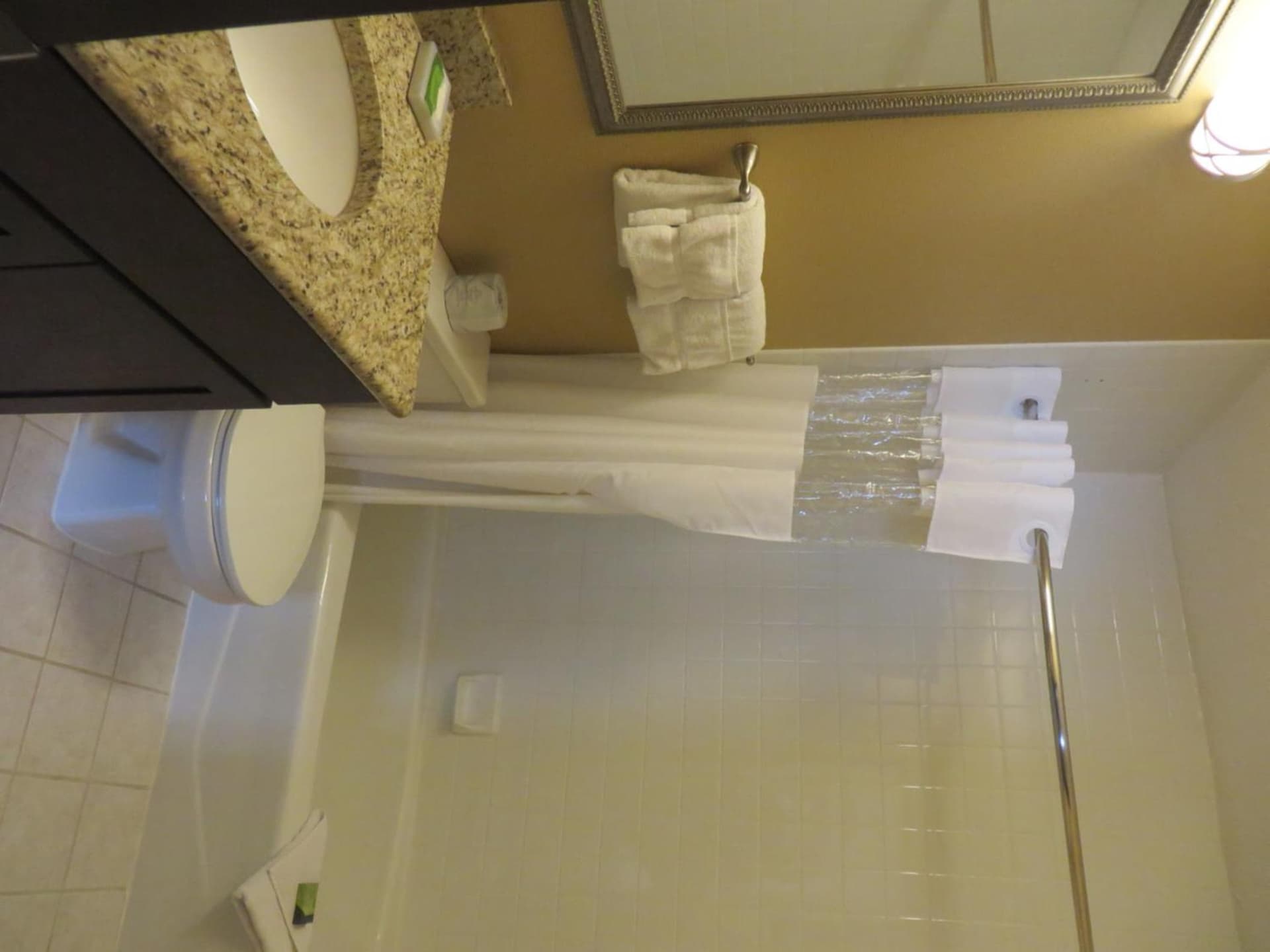 Ivy Court Inn and Suites interior in South Bend, IN — gallery photo 2