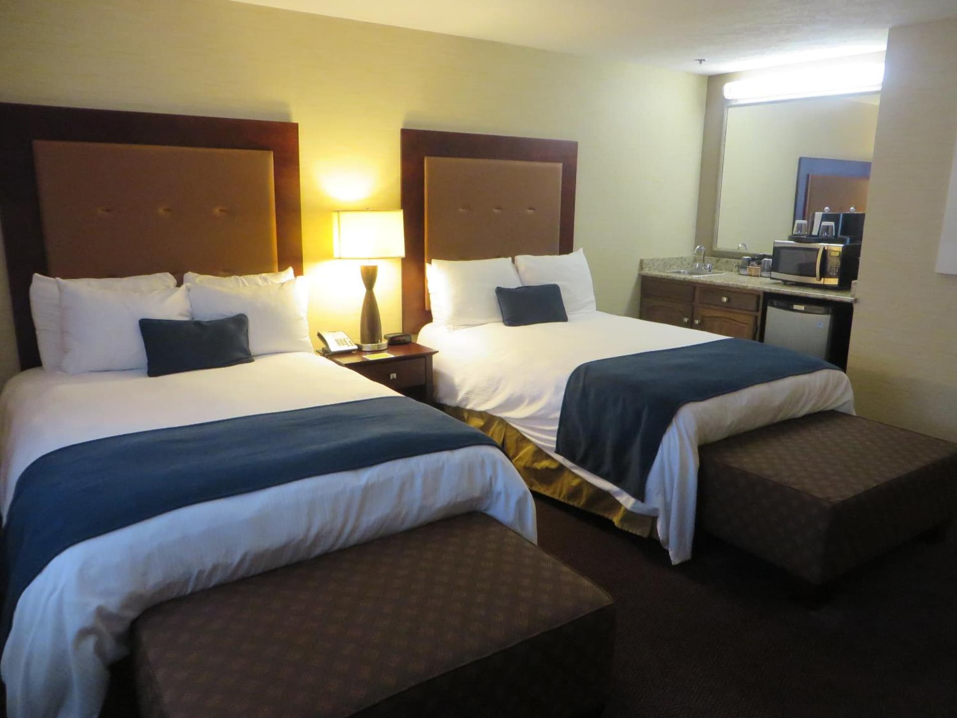 Ivy Court Inn and Suites gallery photo in South Bend, IN — image 18