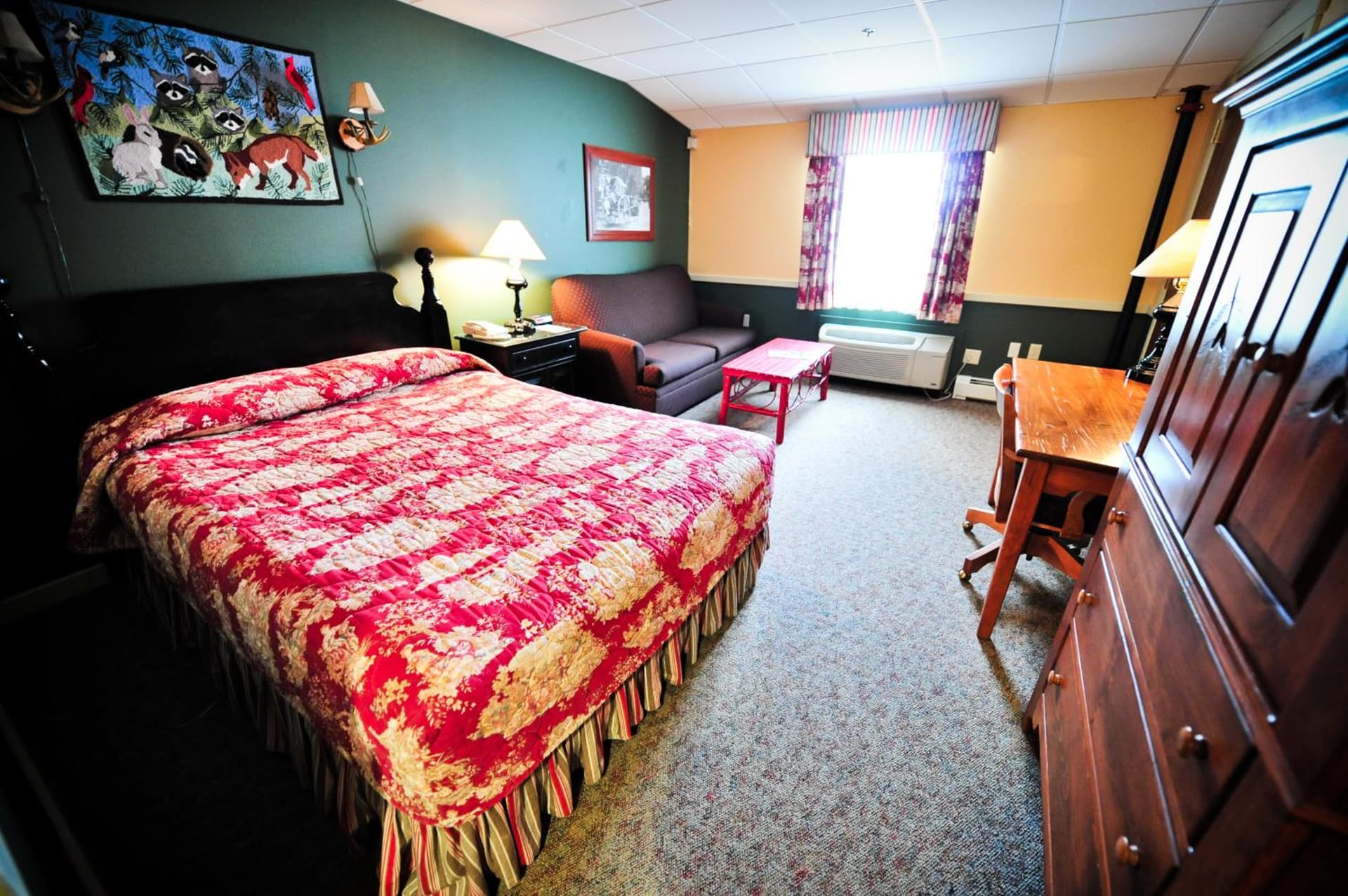 The Common Man Inn & Lodge, Plymouth property views in Plymouth — gallery photo 3