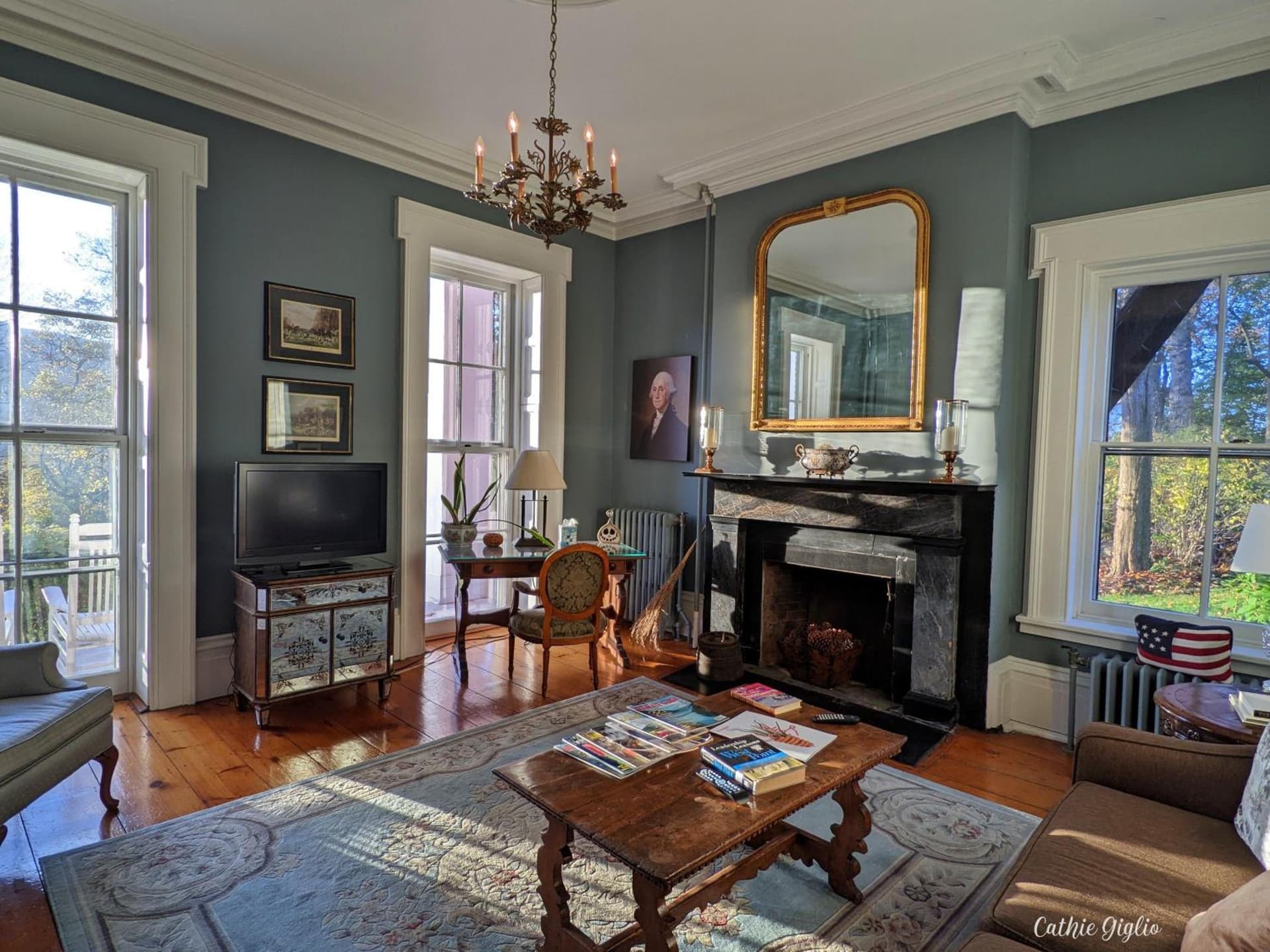 Cromwell Manor Inn gallery photo in Cornwall-on-Hudson, NY — image 17