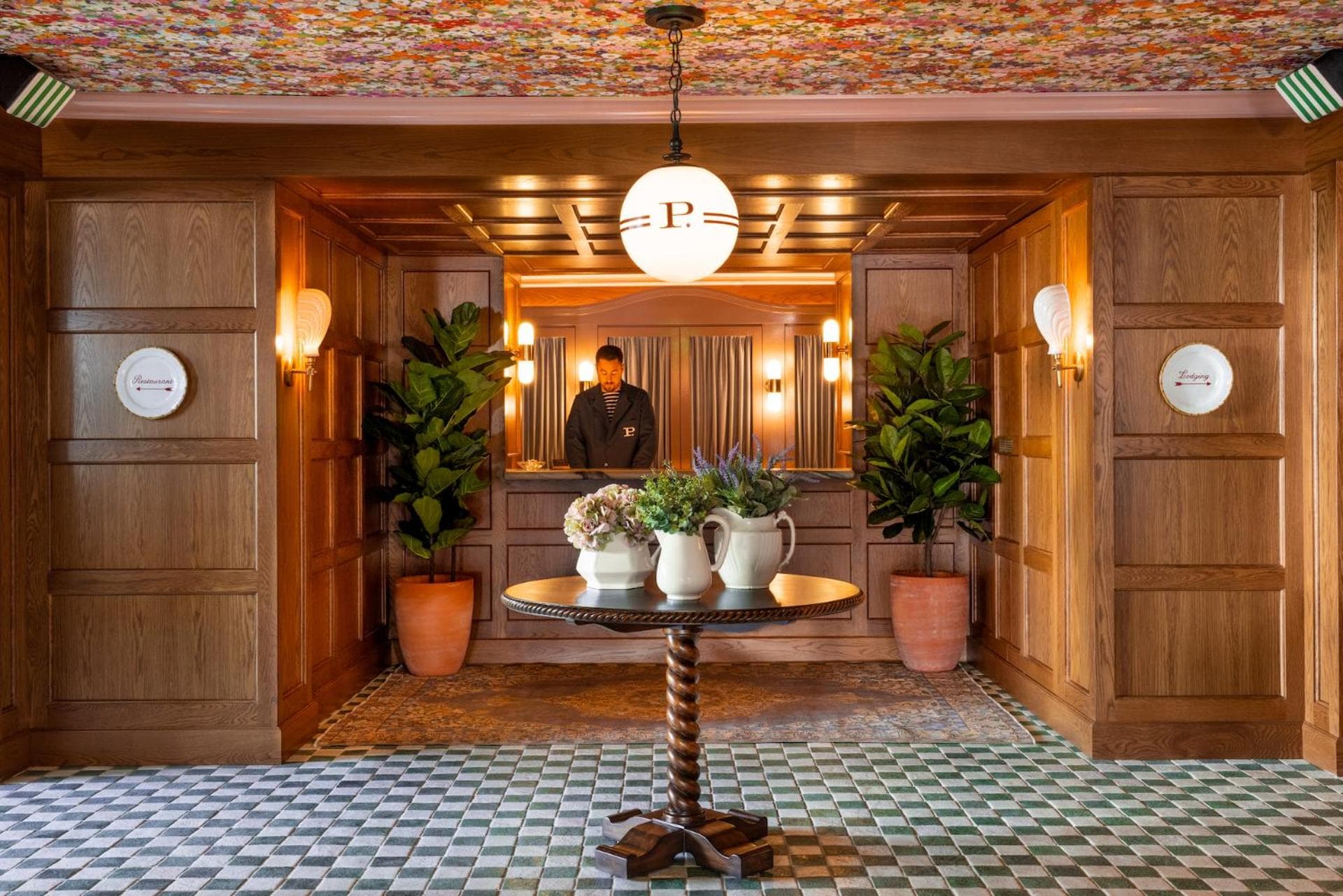Palihouse West Hollywood at Beverly Hills property views in Los Angeles, CA — gallery photo 3