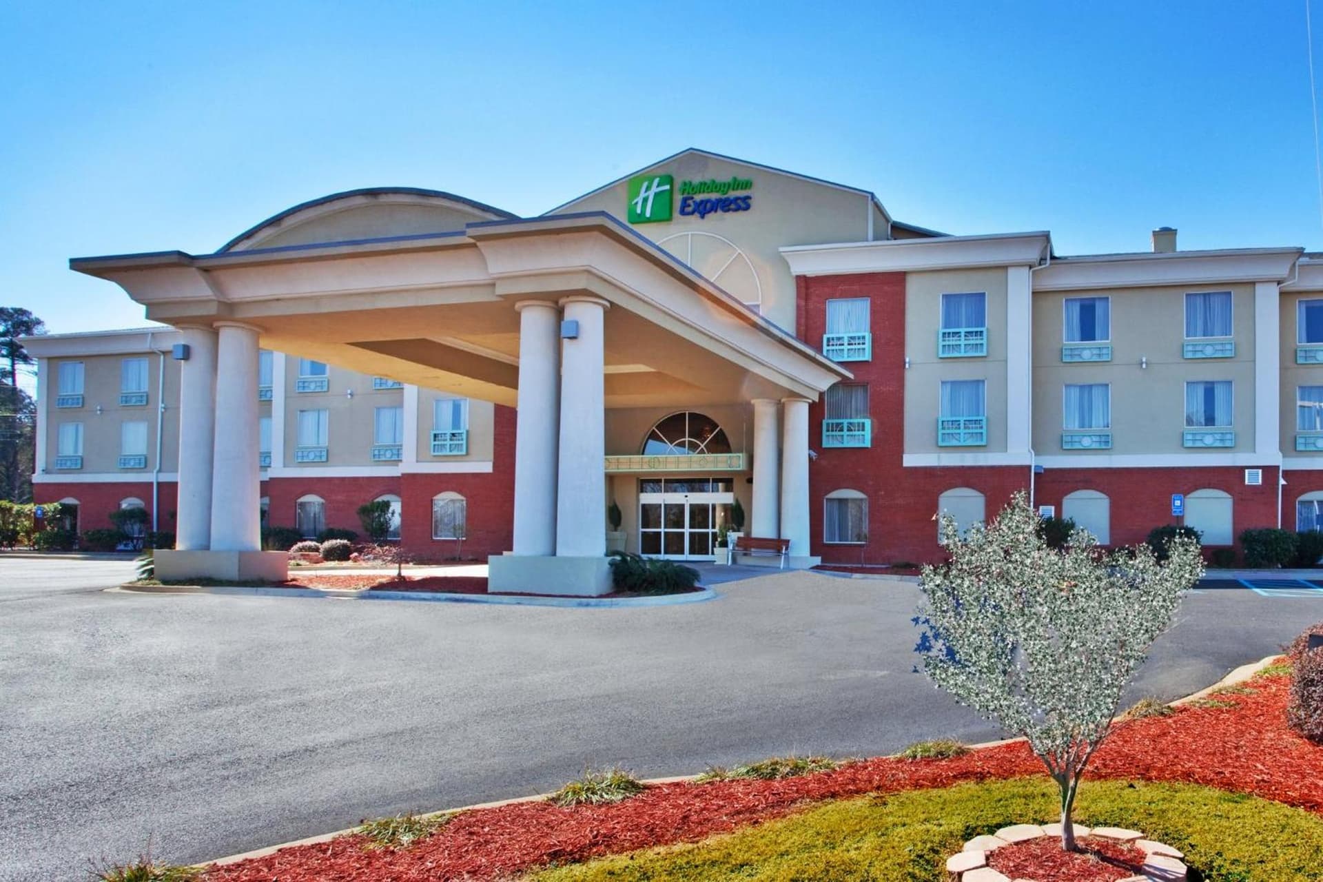 Holiday Inn Express and Suites Thomasville by IHG — hotel in Thomasville, Georgia