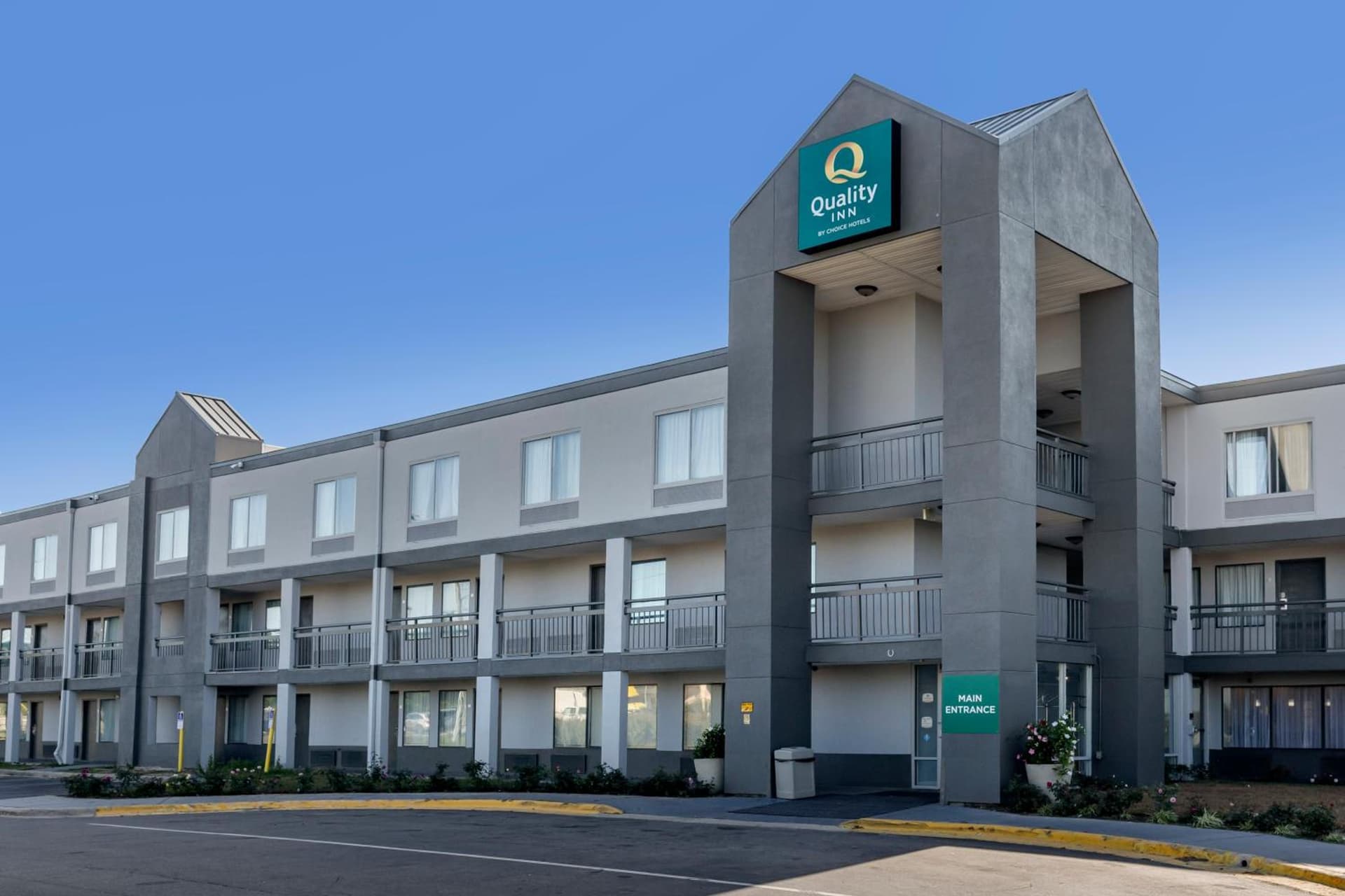 Quality Inn Fayetteville near Fort Bragg featured exterior or lobby in Fayetteville, NC — similar hotel