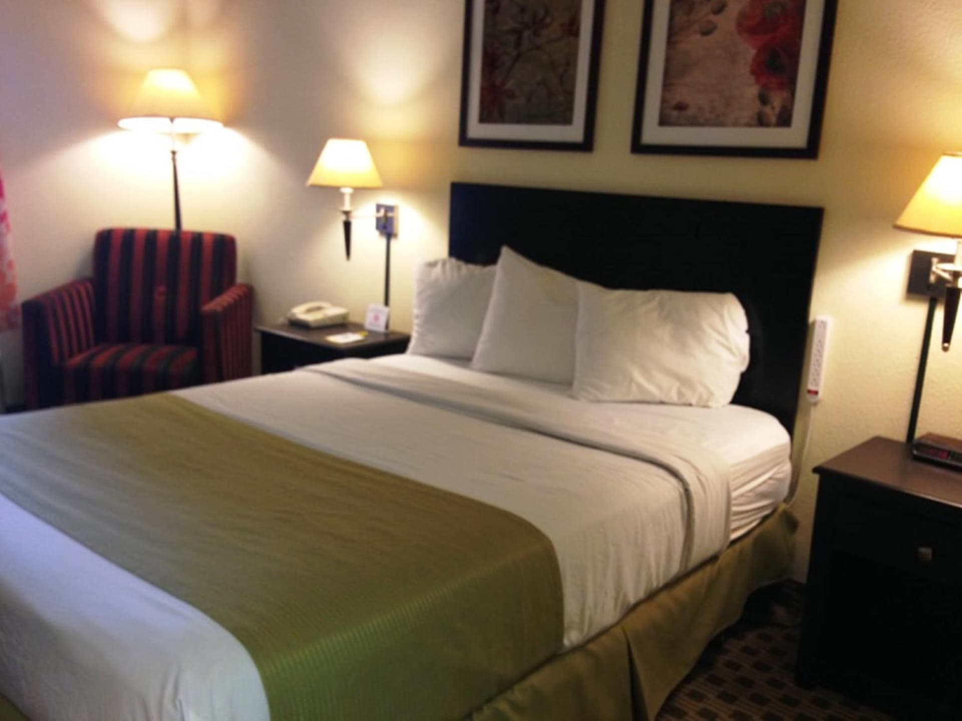 SureStay by Best Western Irving Grapevine DFW North gallery photo in Irving, TX — image 7