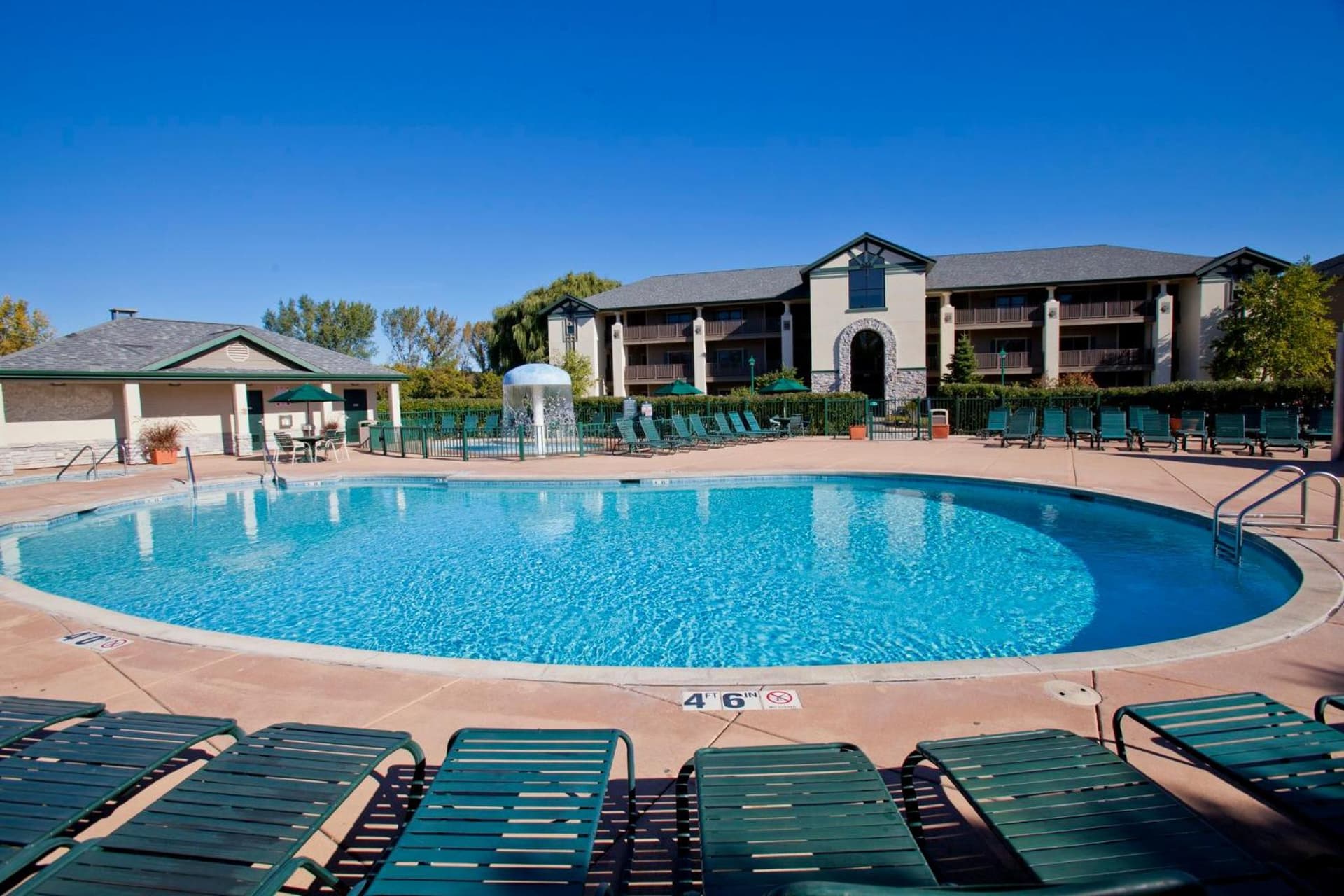 Holiday Inn Club Vacations at Lake Geneva Resort gallery photo in Lake Geneva, WI — image 16