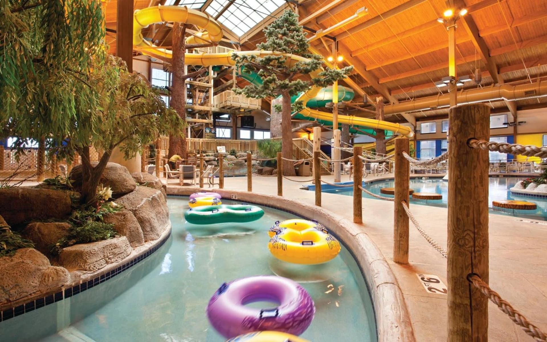 Holiday Inn Club Vacations at Lake Geneva Resort interior in Lake Geneva, WI — gallery photo 2