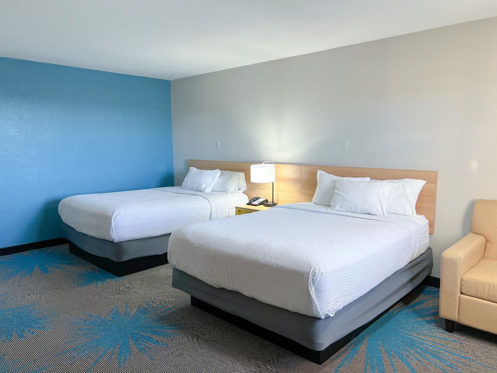 Days Inn & Suites by Wyndham Santa Rosa, NM interior in Santa Rosa, NM — gallery photo 2