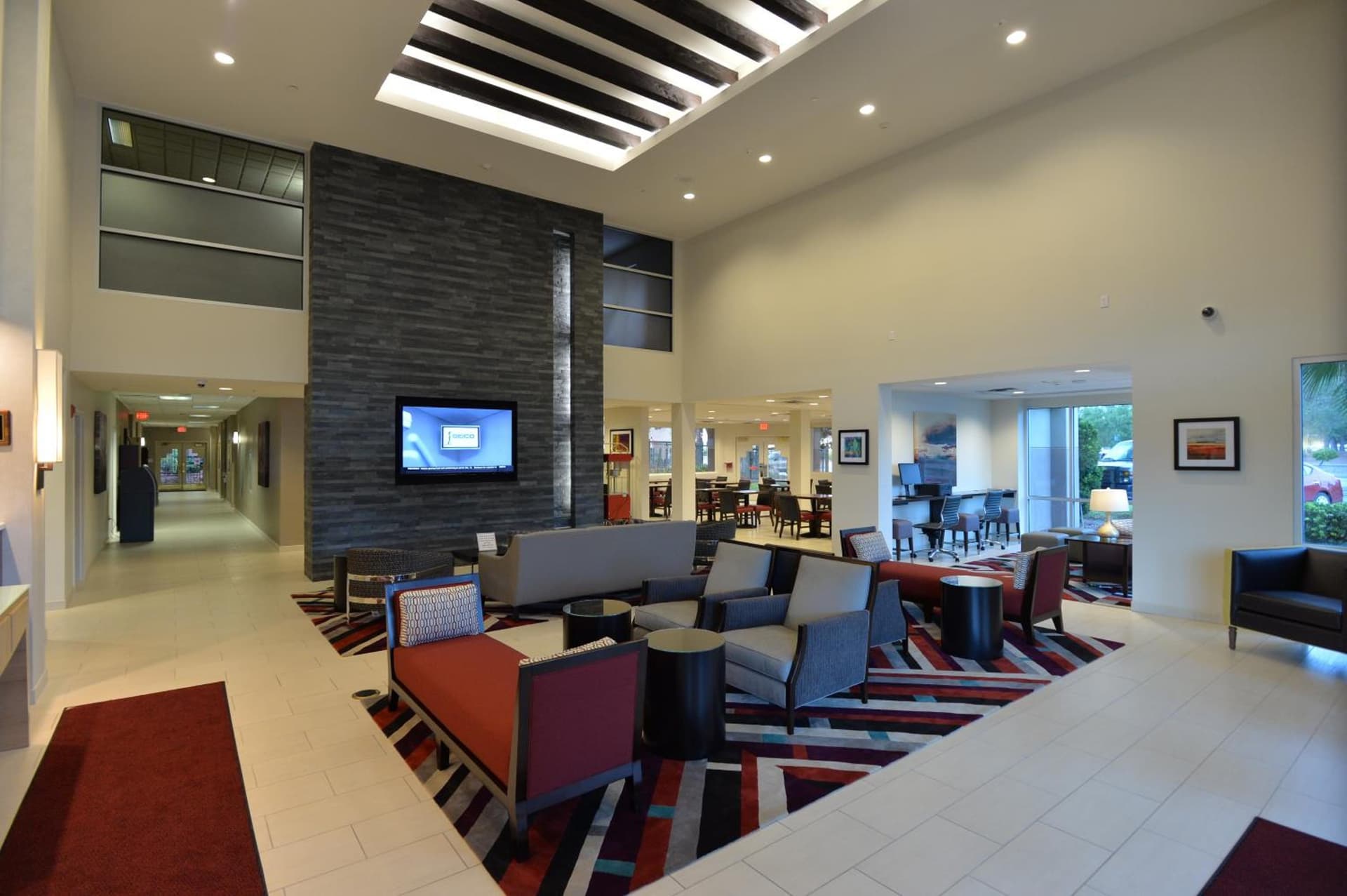 Hawthorn Extended Stay by Wyndham El Paso interior in El Paso, TX — gallery photo 2