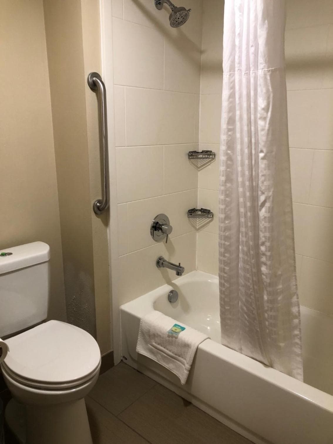 Wingate by Wyndham Grove City gallery photo in Grove City, PA — image 11