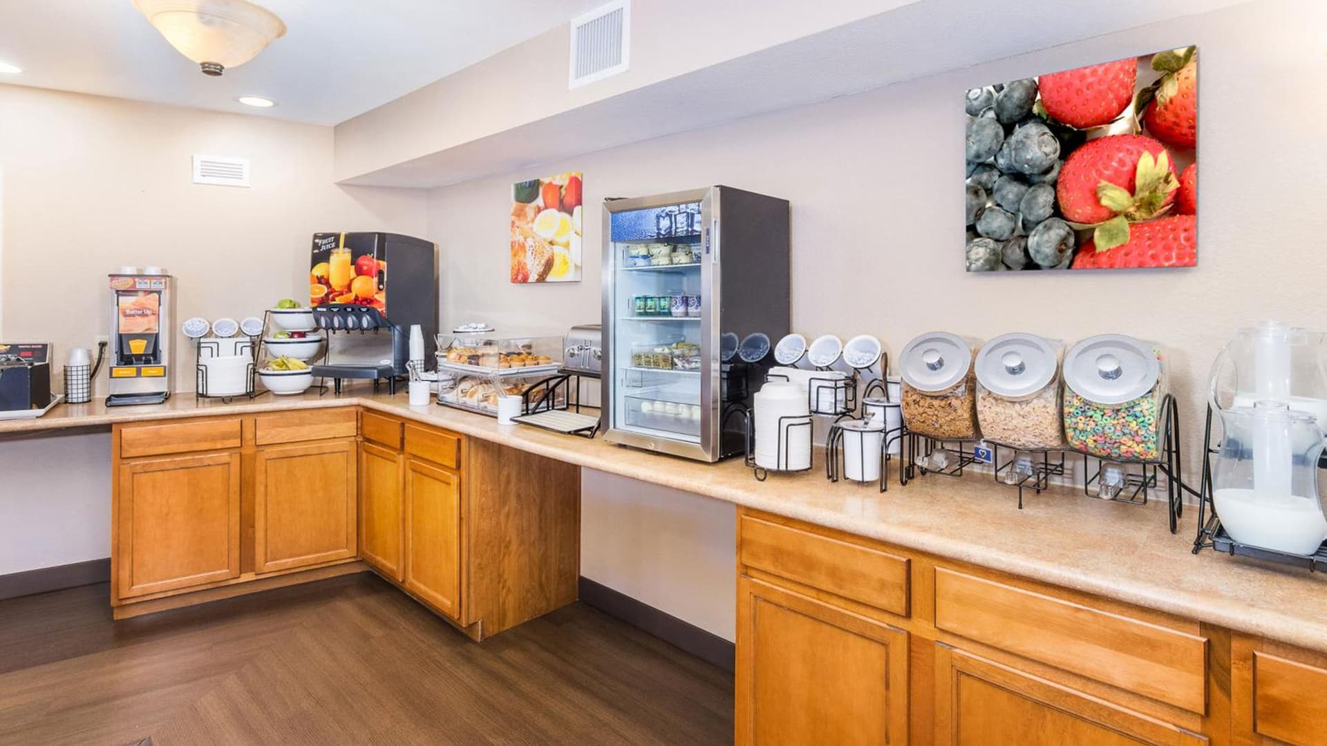 Manitou Pikes Peak Hotel gallery photo in Manitou Springs, CO — image 32