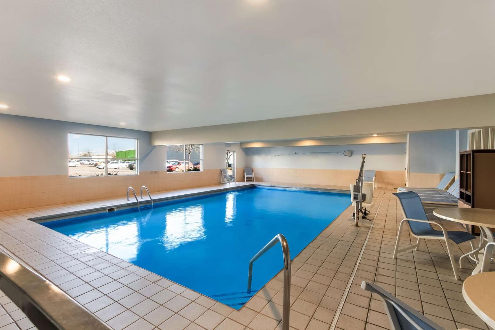 Best Western Empire Towers property views in Sioux Falls, SD — gallery photo 3