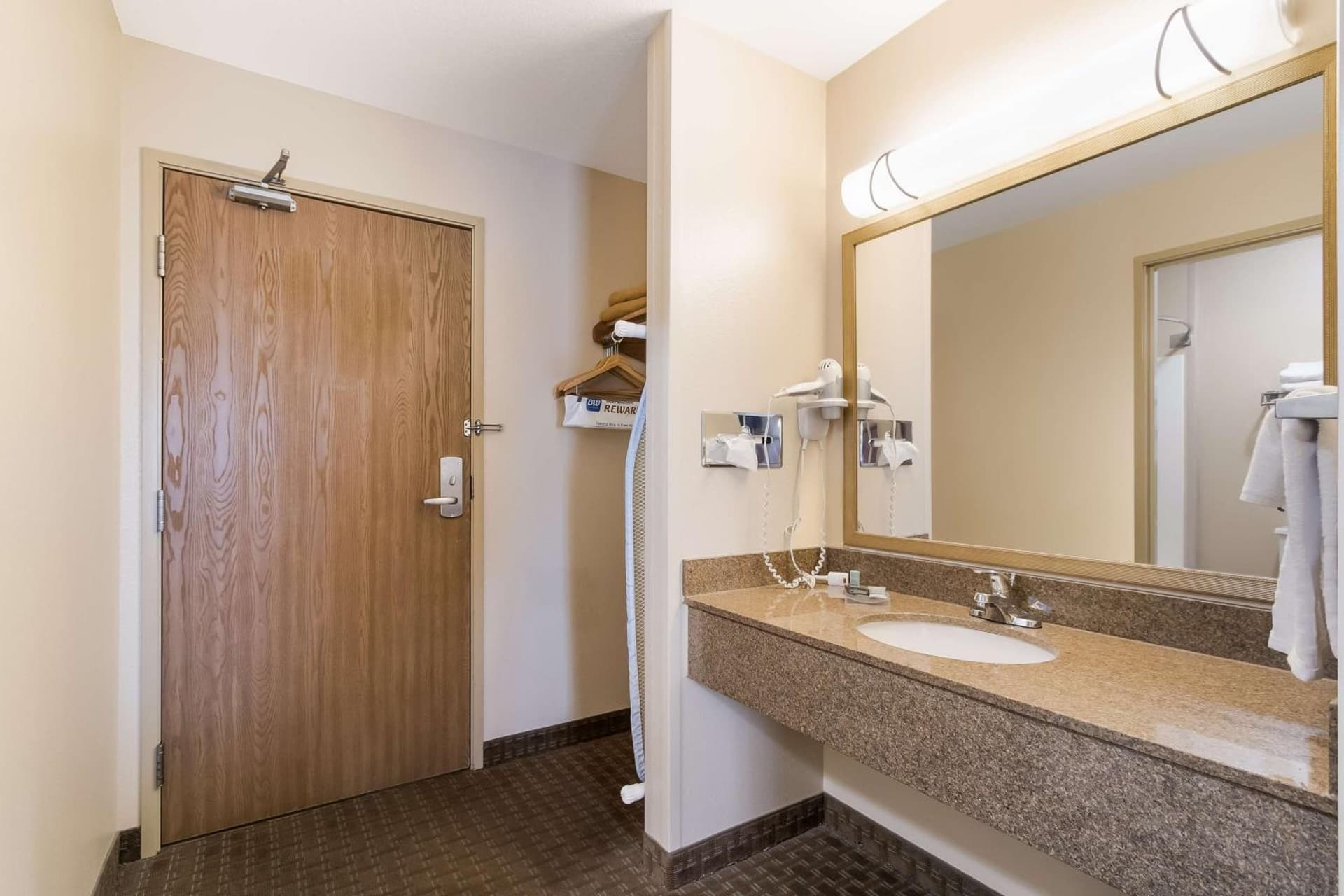 Best Western Empire Towers gallery photo in Sioux Falls, SD — image 32