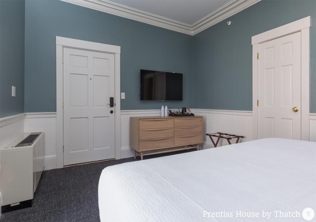 Prentiss House by Thatch gallery photo in Cambridge, MA — image 33