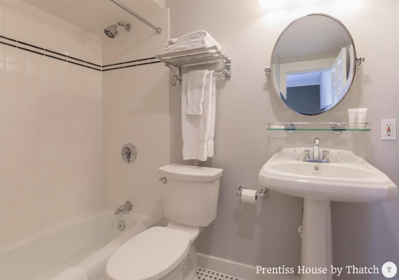 Prentiss House by Thatch gallery photo in Cambridge, MA — image 89