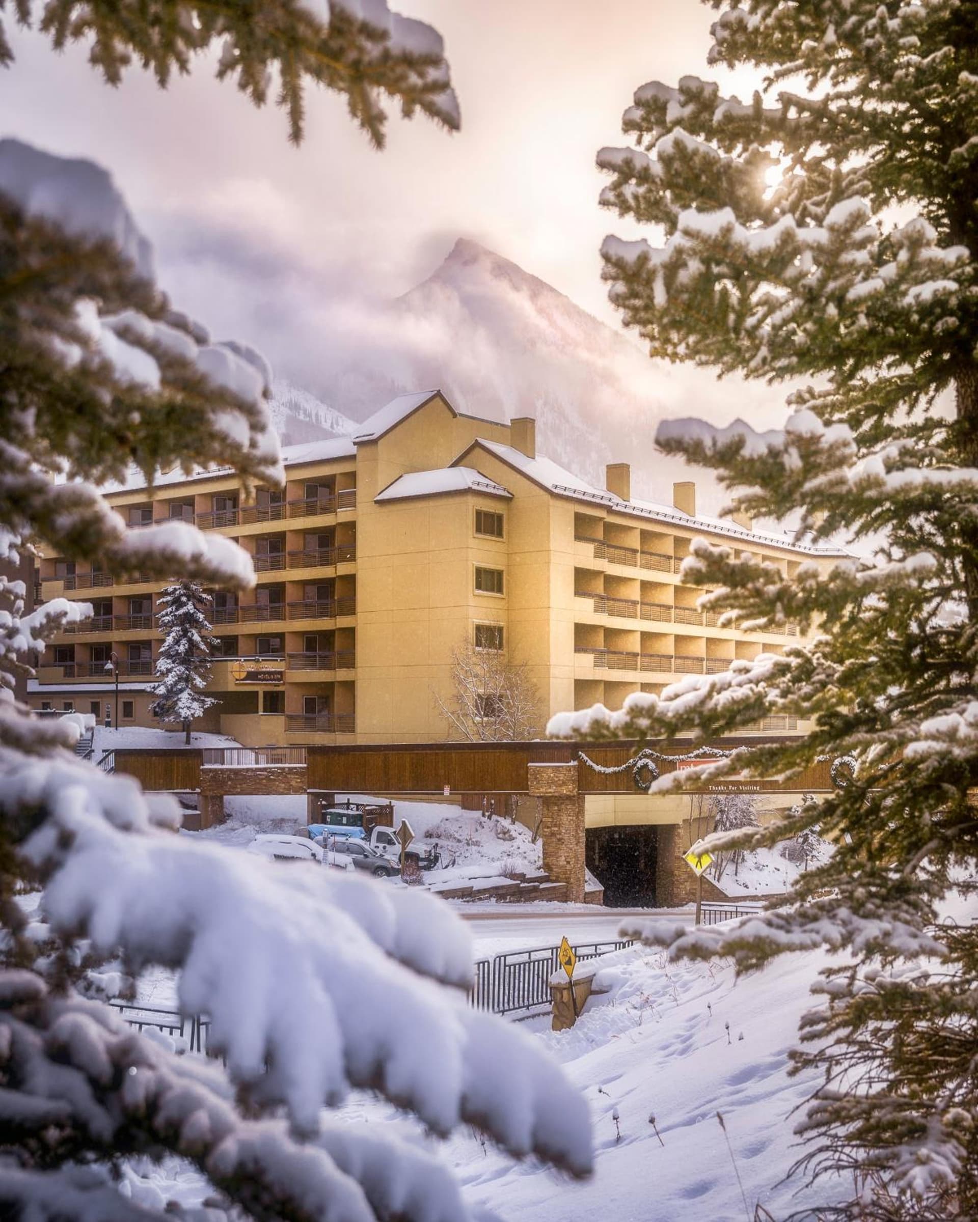 Elevation Hotel & Spa interior in Crested Butte, CO — gallery photo 2