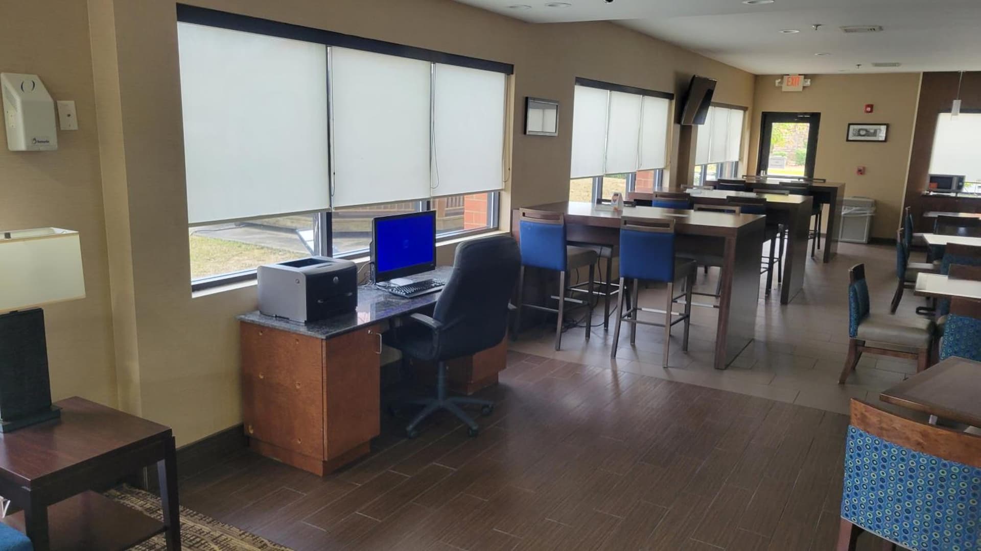 Comfort Suites Macon Northwest gallery photo in Macon, GA — image 23