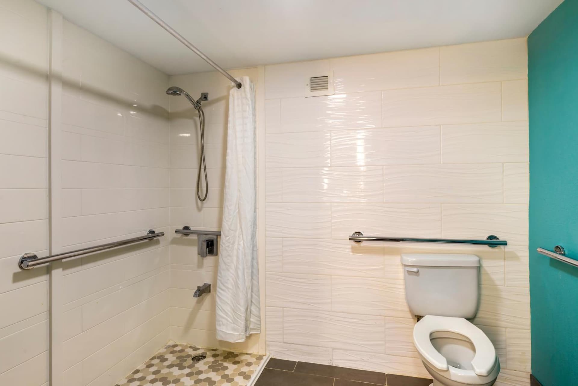 Best Western PLUS Executive Hotel Richmond gallery photo in Richmond, VA — image 15