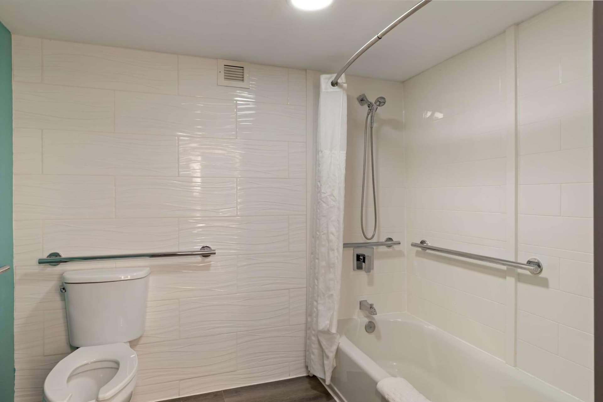 Best Western PLUS Executive Hotel Richmond gallery photo in Richmond, VA — image 38