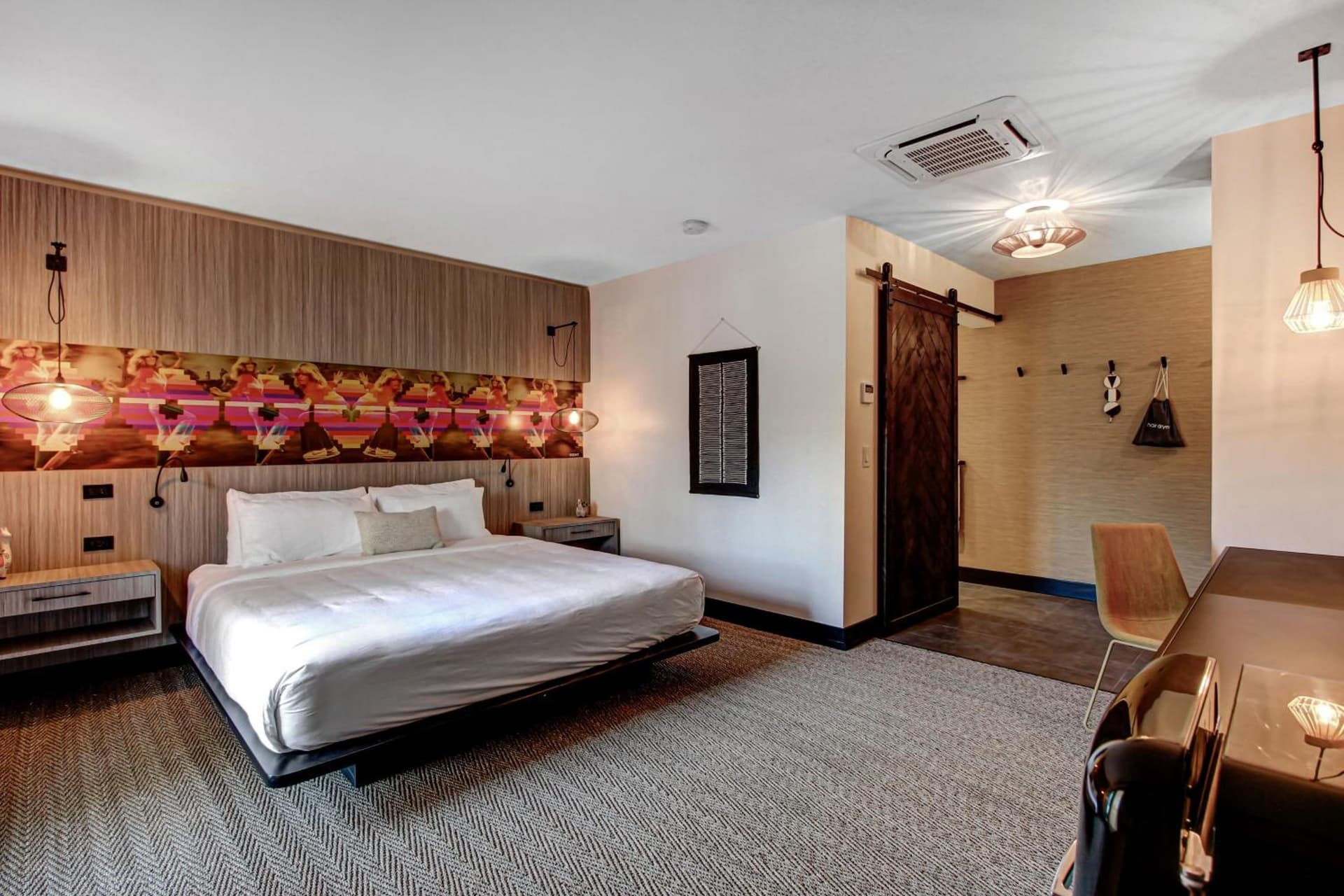 Mahala - 21 and Over - A Town & Desert Boutique Hotel gallery photo in Palm Springs, CA — image 7
