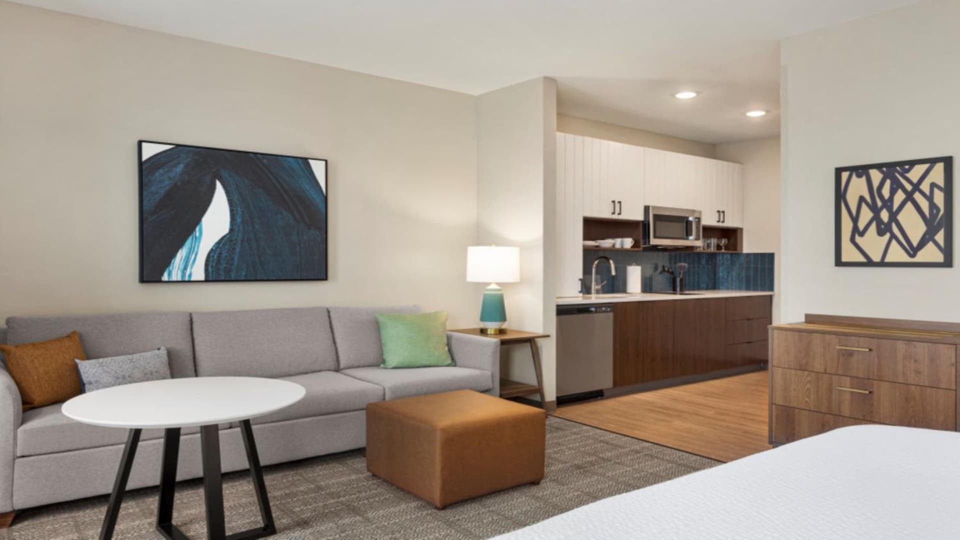Staybridge Suites - Lexington S Medical Ctr Area by IHG gallery photo in Lexington, KY — image 40