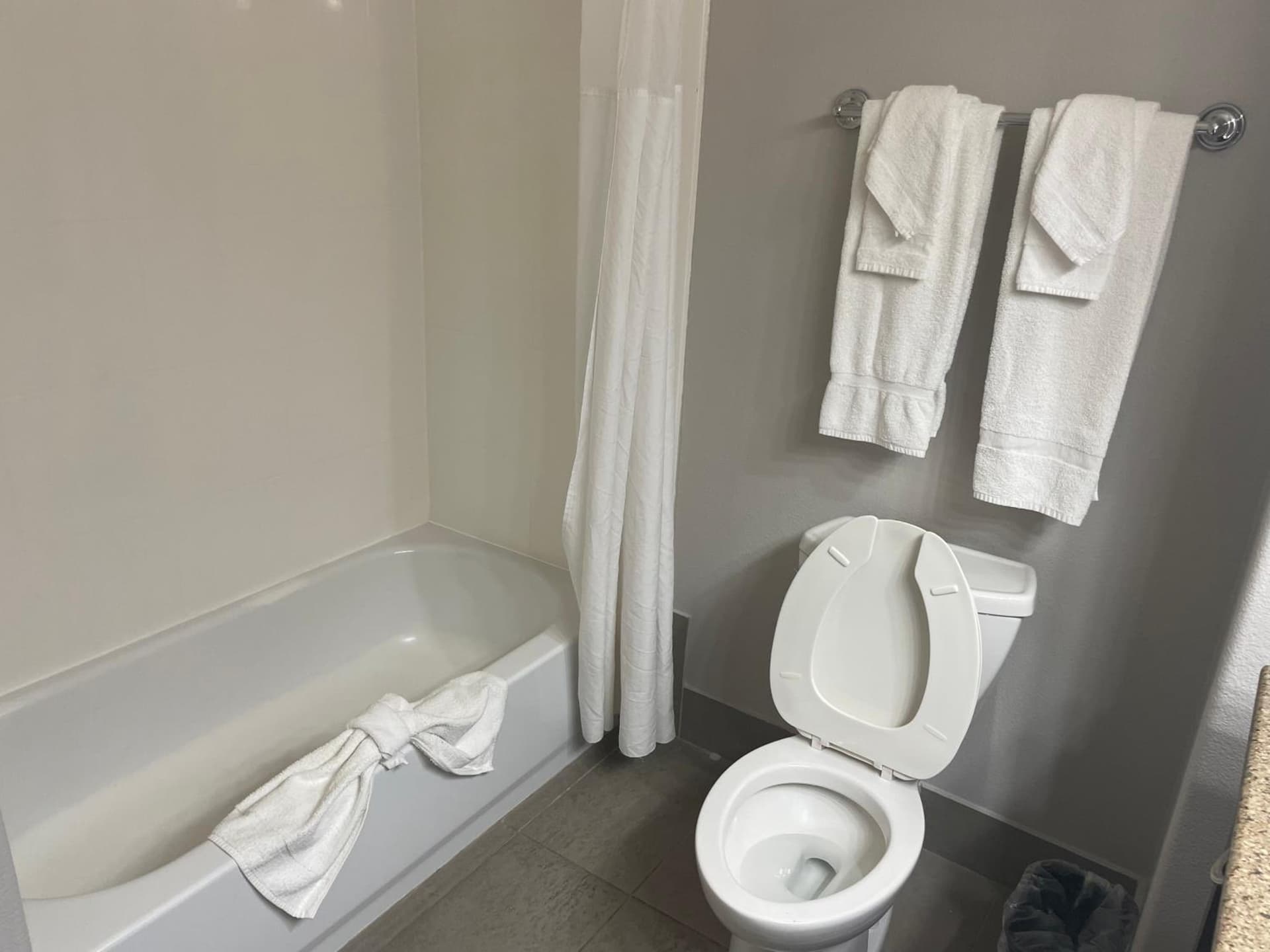 Country Inn & Suites by Radisson, College Station, TX gallery photo in College Station, TX — image 54