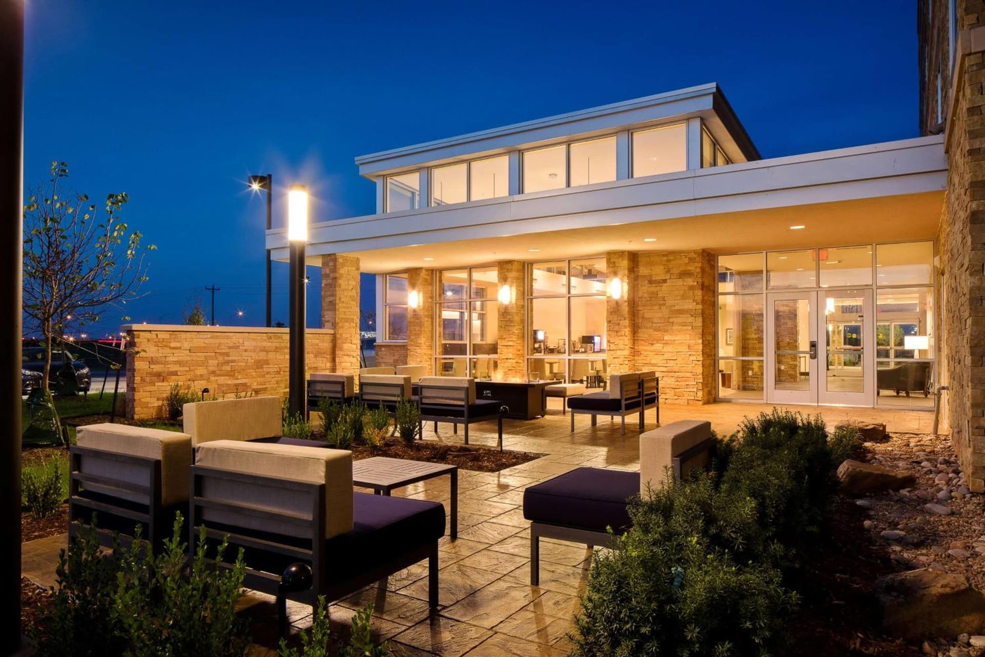 Stone Hill Norman, Trademark Collection by Wyndham interior in Norman, OK — gallery photo 2