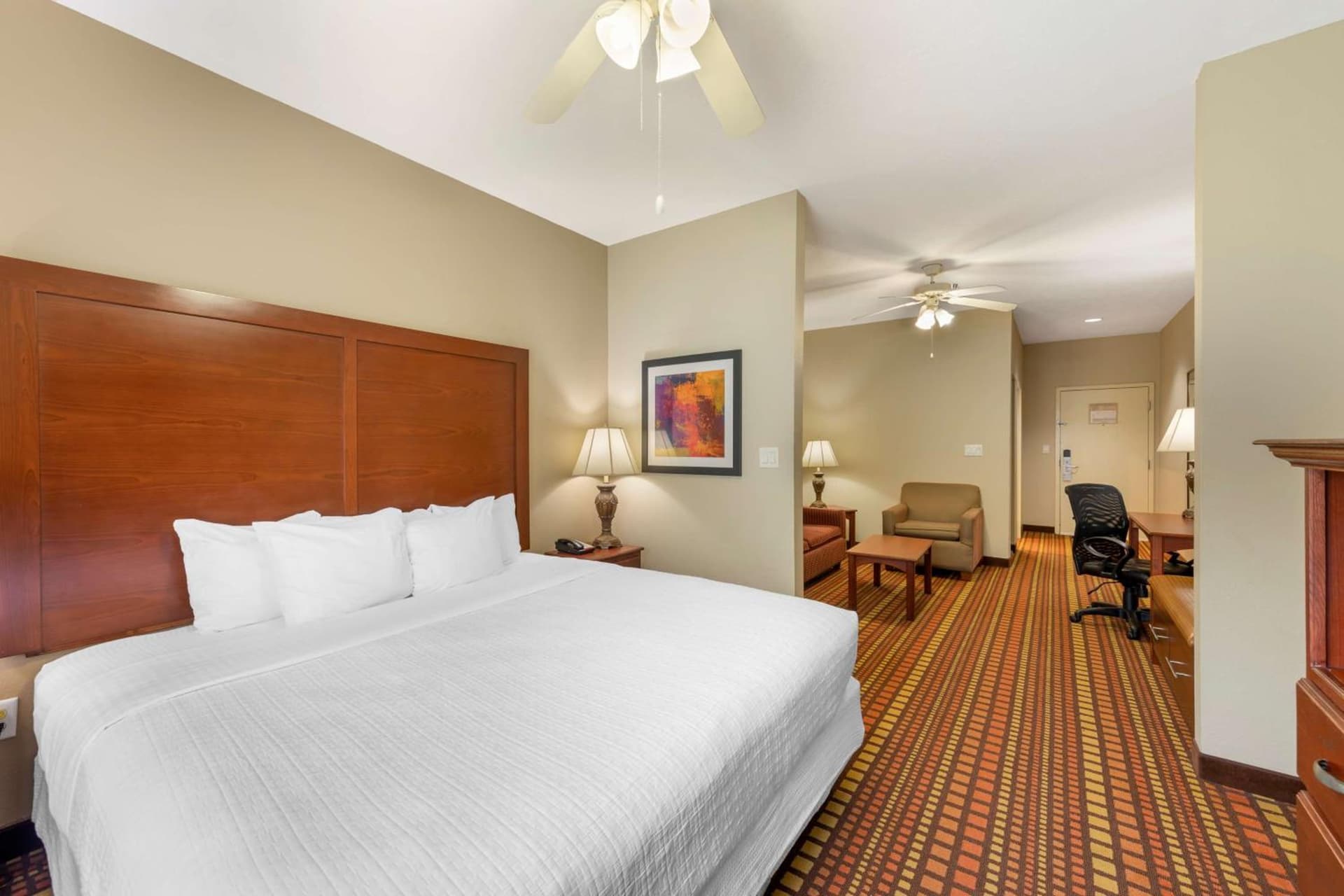 Best Western Plus Gadsden Hotel & Suites property views in Gadsden, AL — gallery photo 3