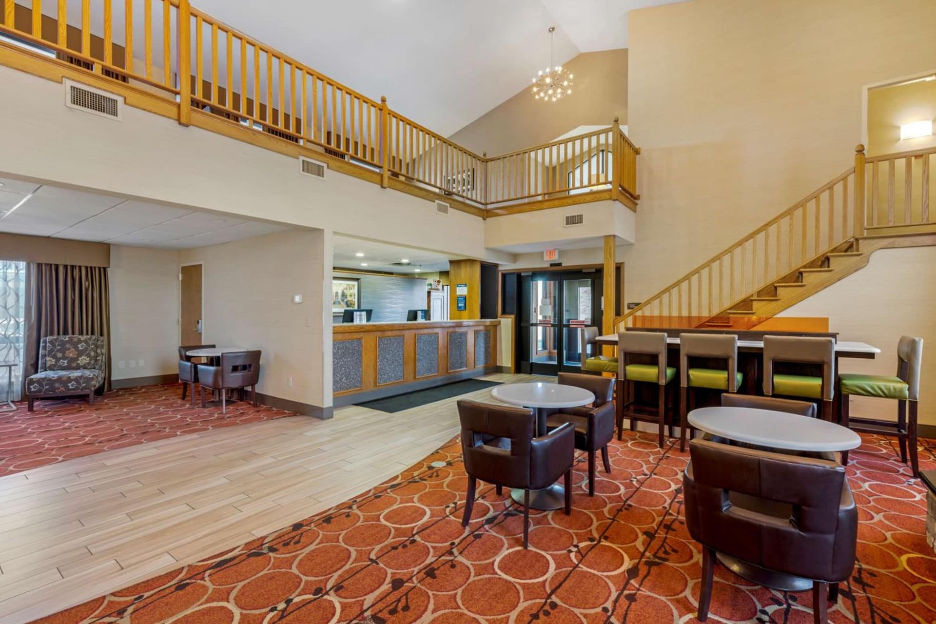 Best Western Falcon Plaza - Bowling Green interior in Bowling Green, OH — gallery photo 2
