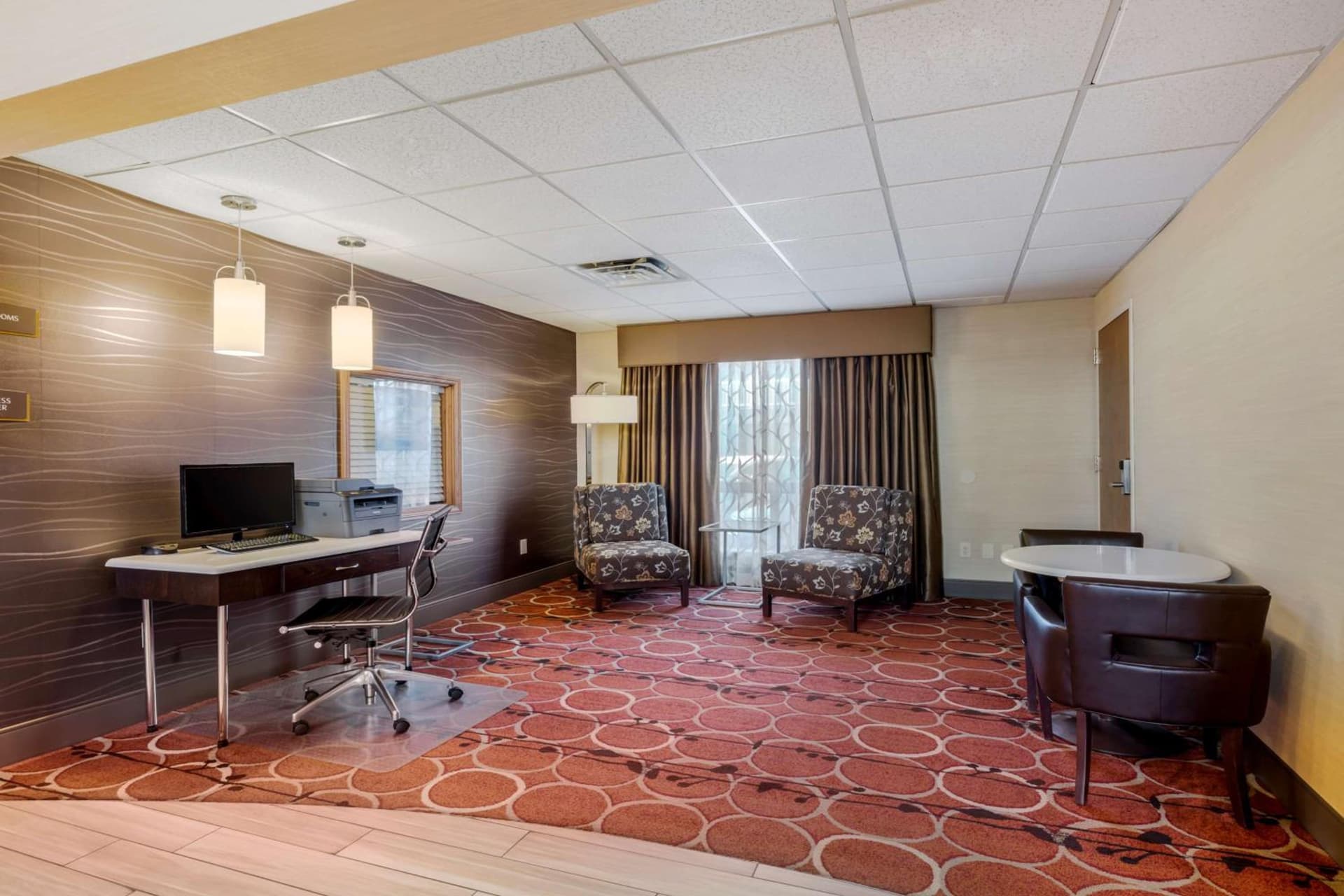 Best Western Falcon Plaza - Bowling Green property views in Bowling Green, OH — gallery photo 3