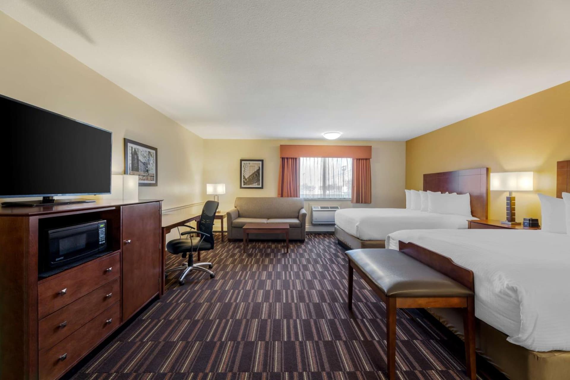 Best Western Falcon Plaza - Bowling Green gallery photo in Bowling Green, OH — image 15