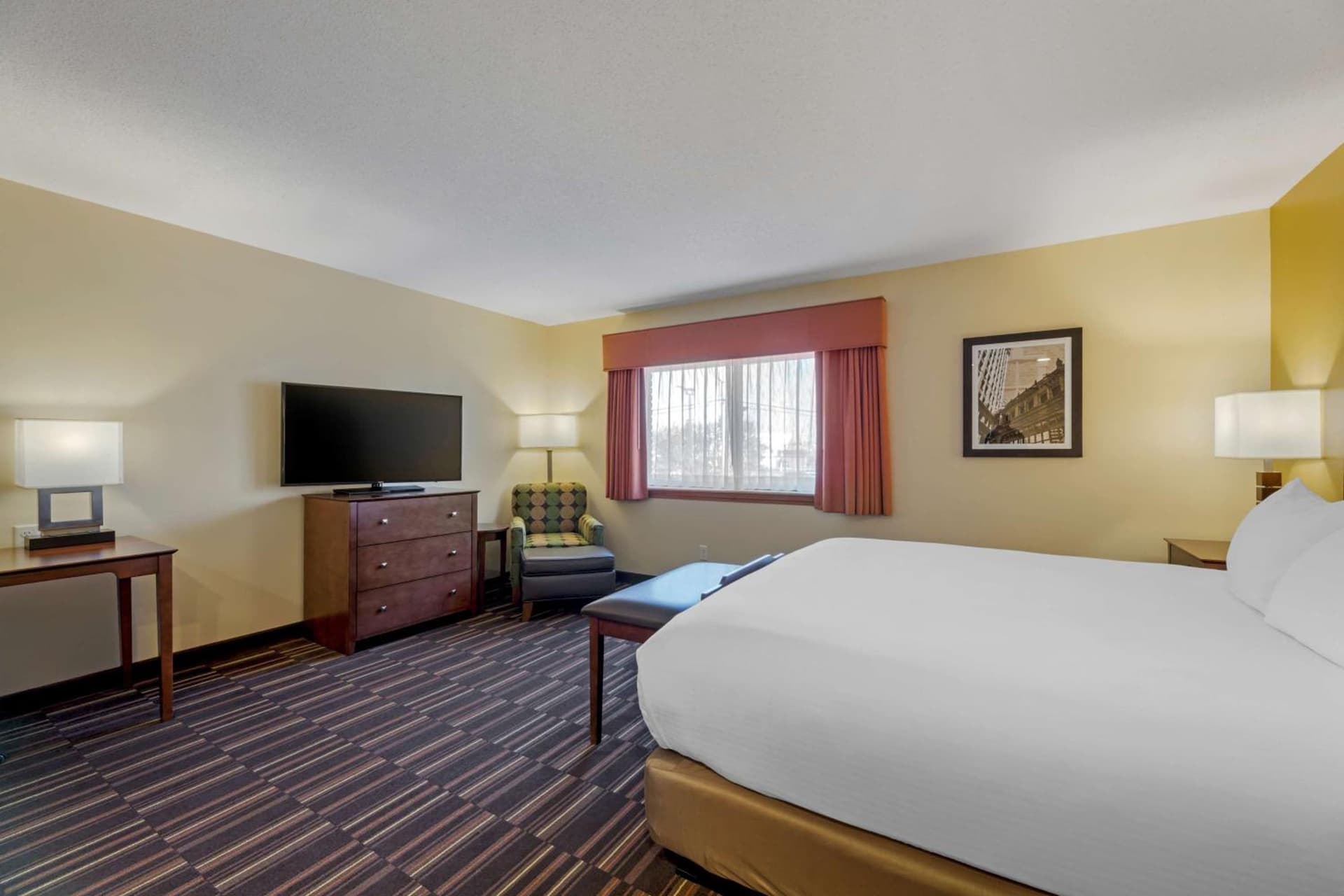 Best Western Falcon Plaza - Bowling Green gallery photo in Bowling Green, OH — image 8