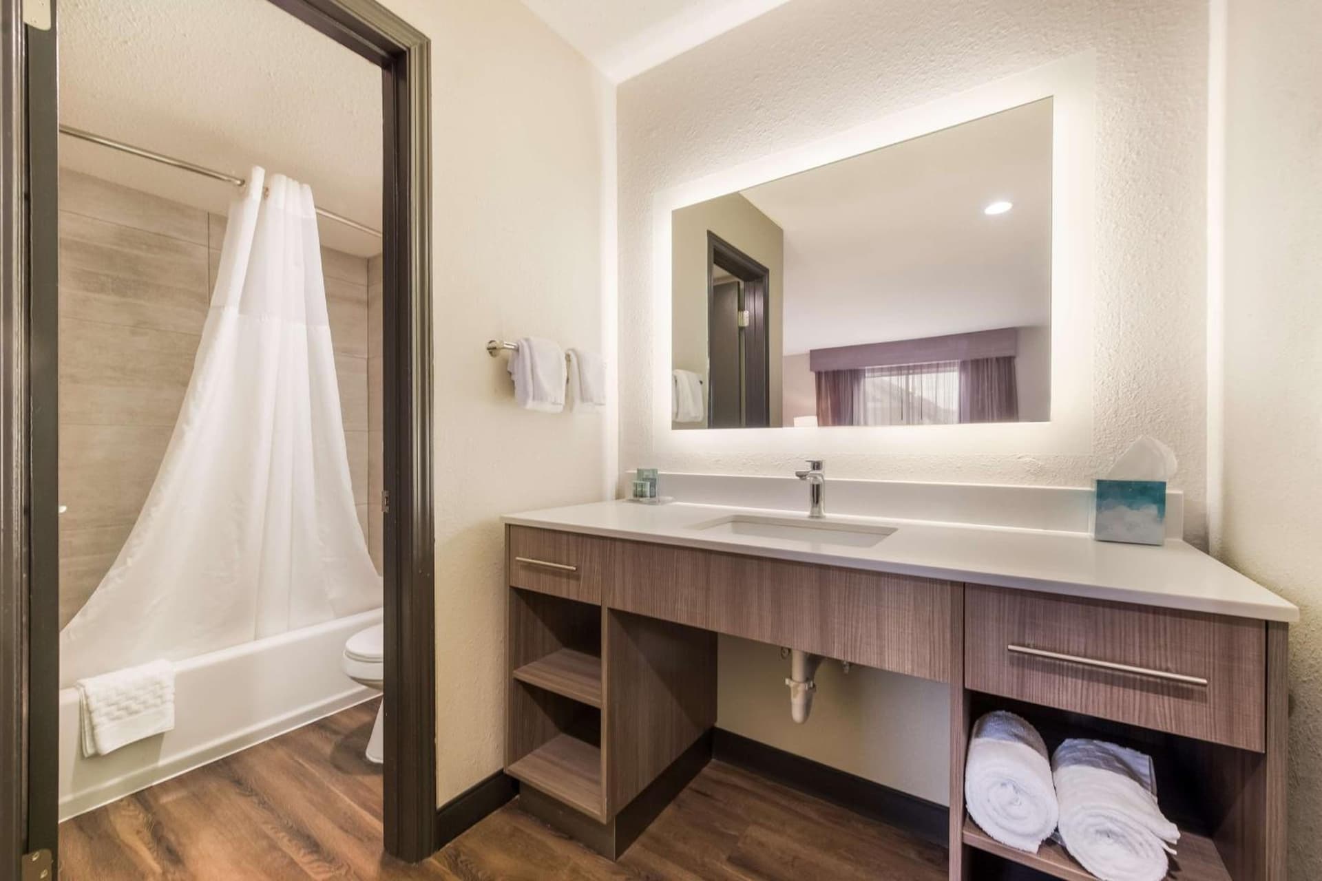 Best Western Fishkill Inn & Suites gallery photo in Fishkill, NY — image 12