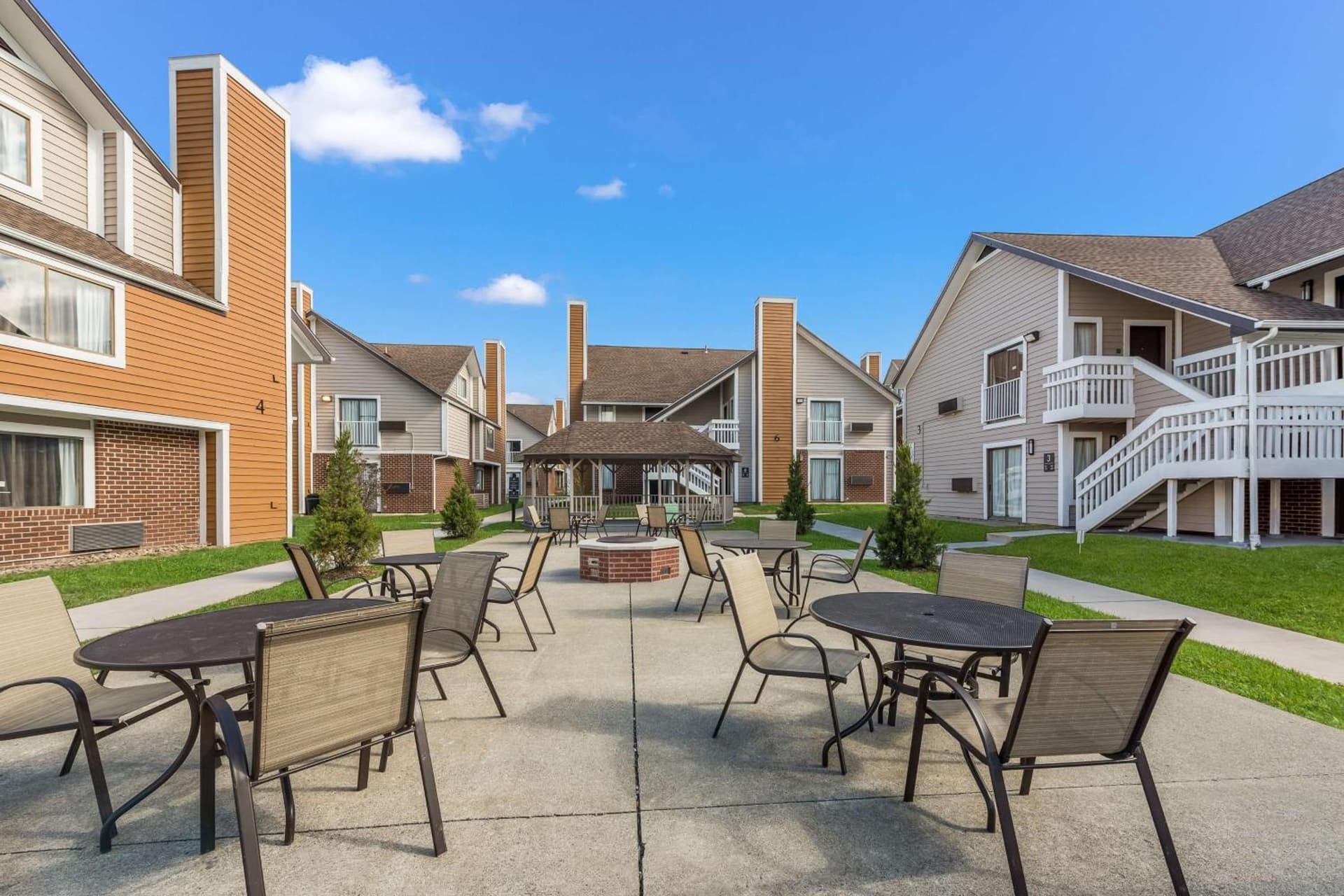 Best Western Fishkill Inn & Suites property views in Fishkill, NY — gallery photo 3