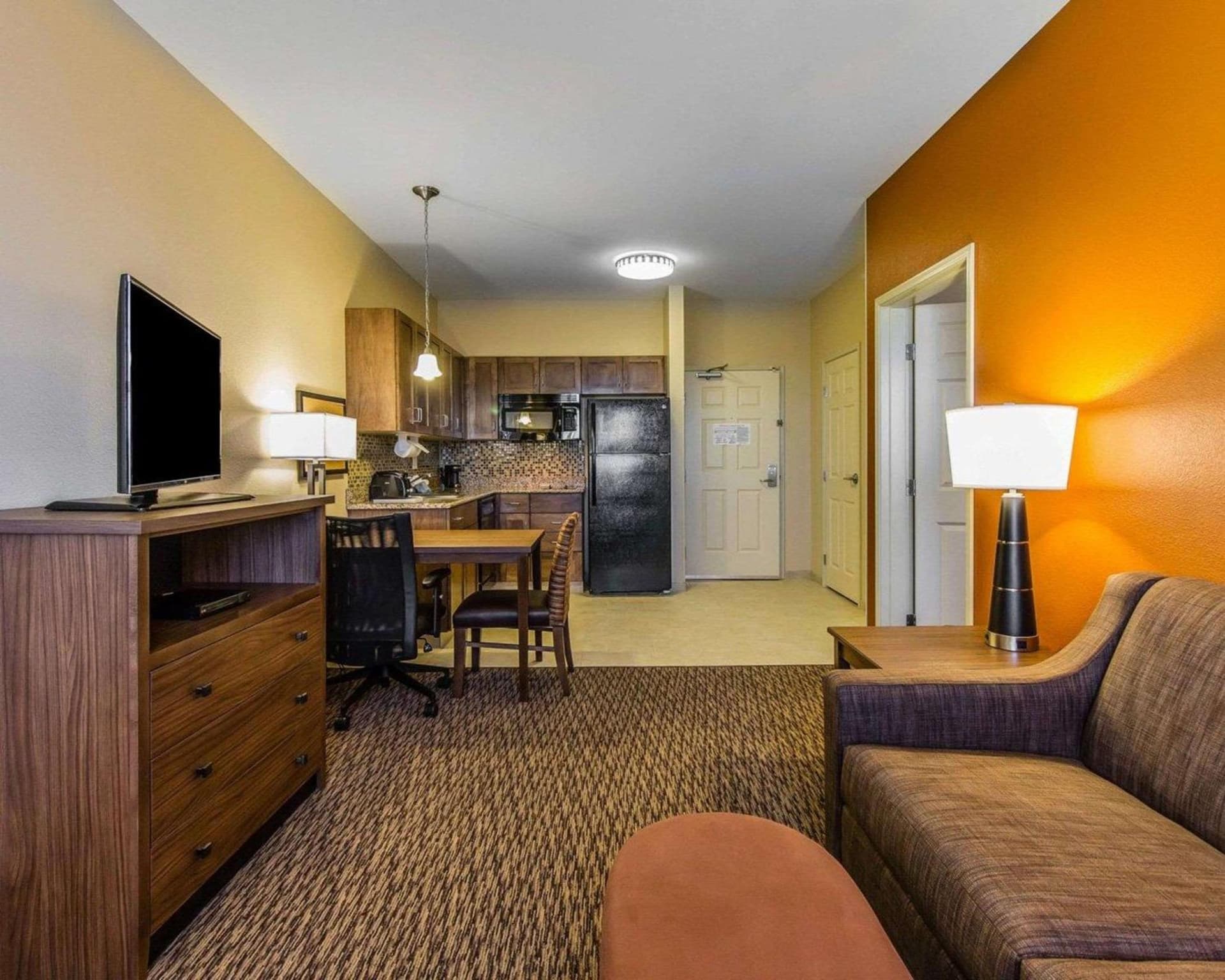 MainStay Suites Watford City - Event Center interior in Watford City, ND — gallery photo 2