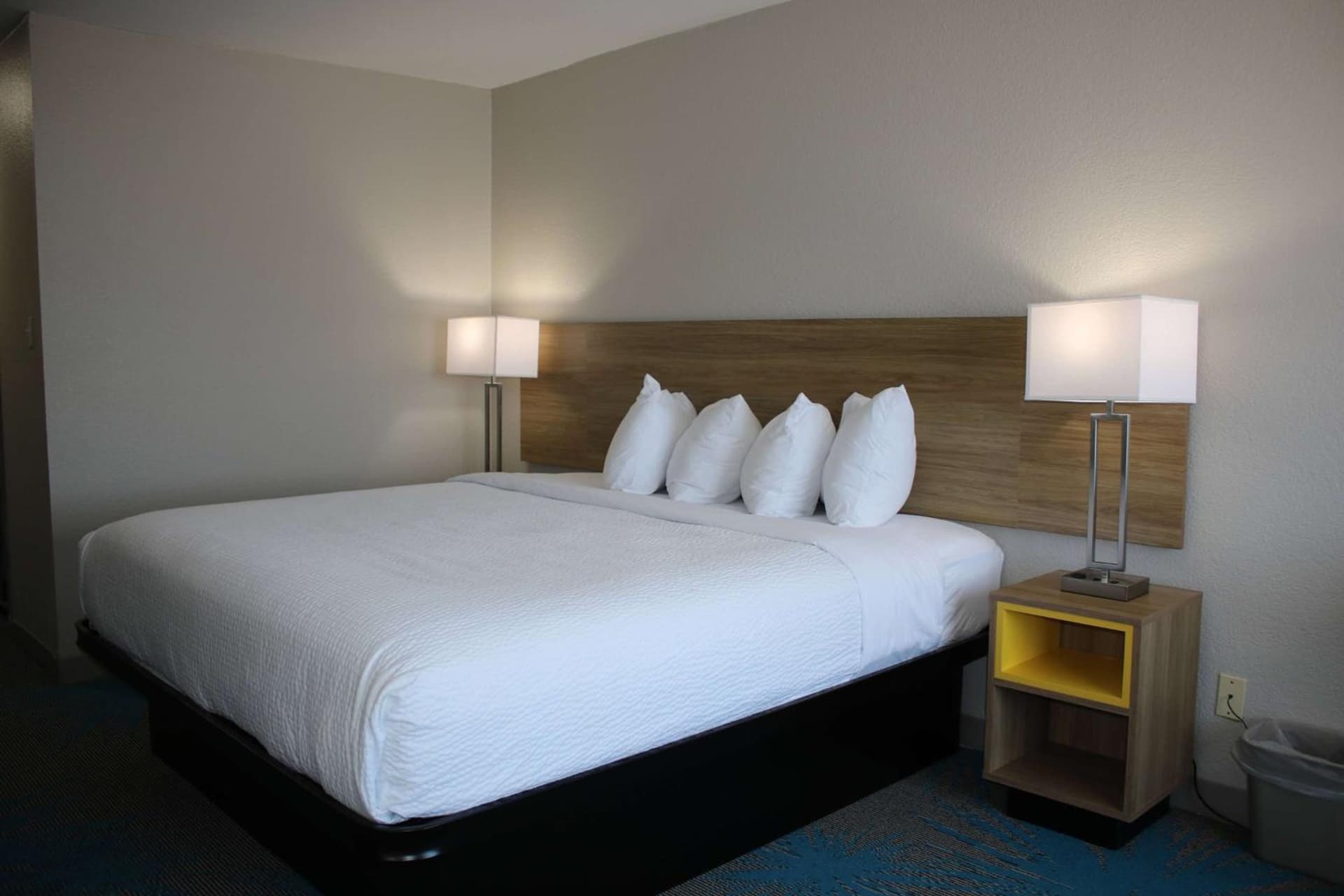 Days Inn by Wyndham Waco University Area gallery photo in Waco, TX — image 50