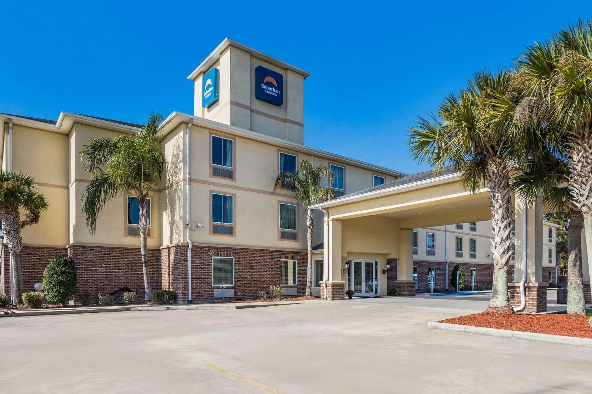 Suburban Studios Berwick - Morgan City featured exterior or lobby in Berwick, LA — similar hotel