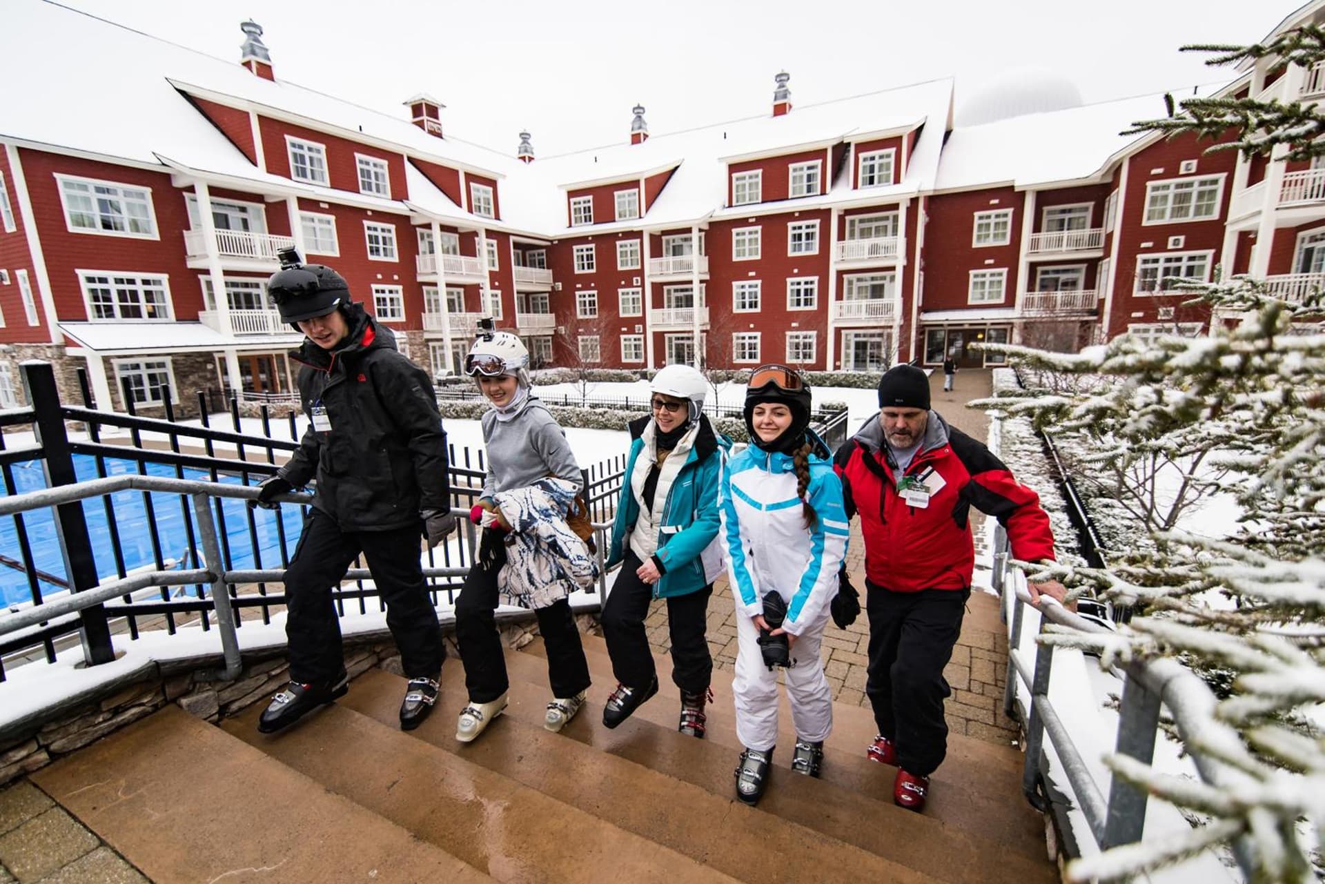Clay Brook Hotel at Sugarbush property views in Warren — gallery photo 3