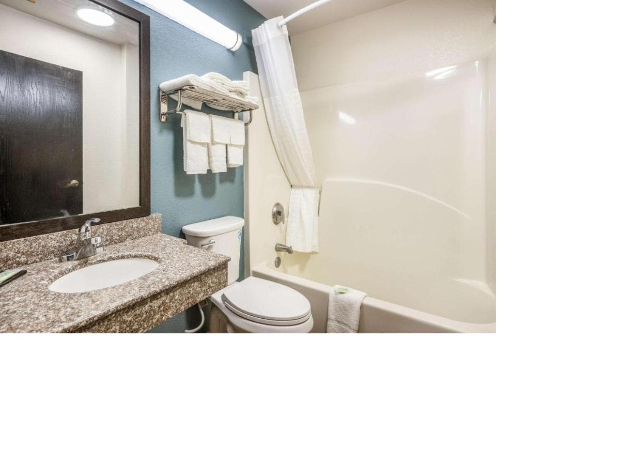 Sleep Inn & Suites Tallahassee-Capitol gallery photo in Tallahassee, FL — image 15