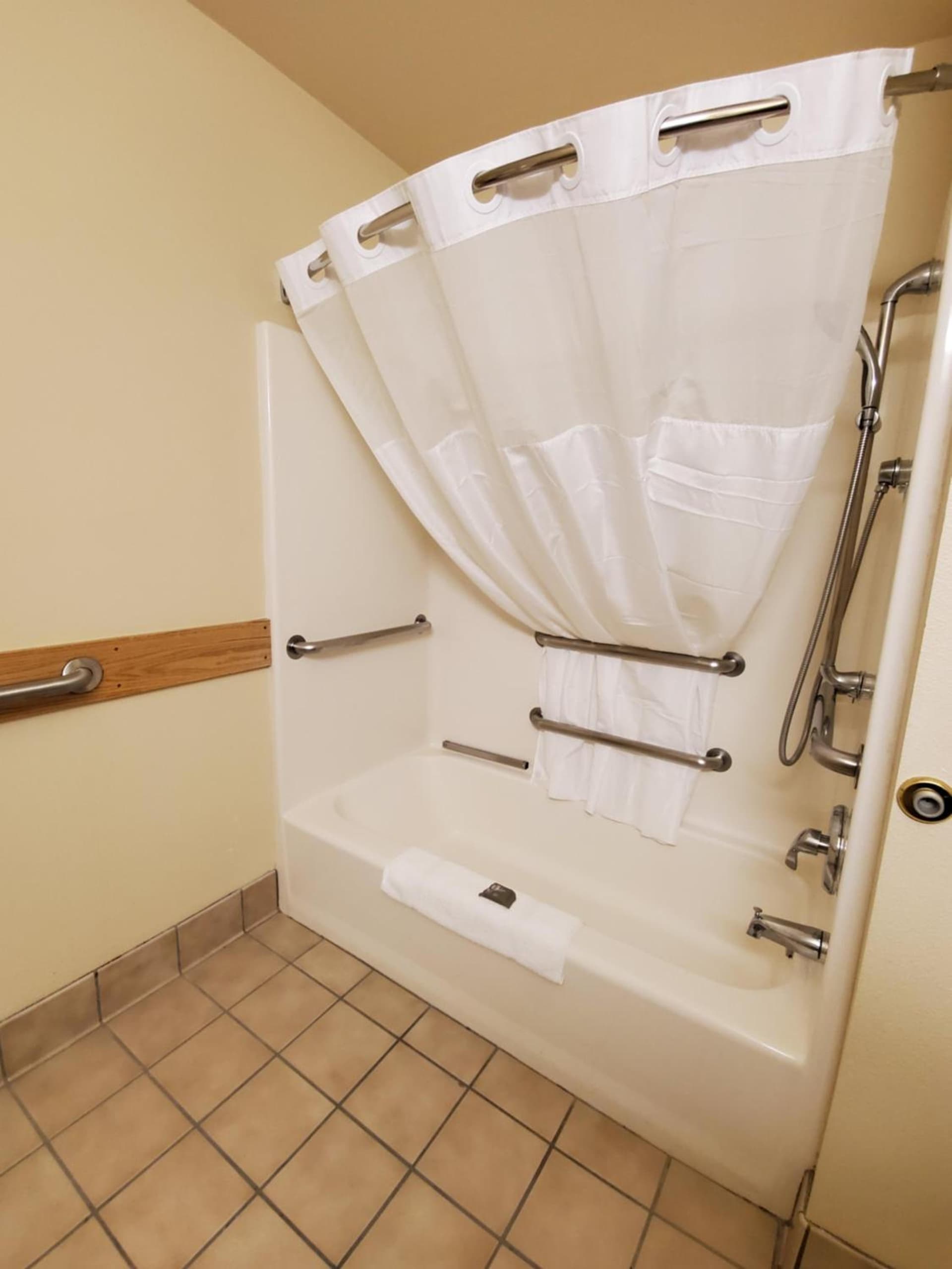 Country Inn & Suites by Radisson, Bend, OR gallery photo in Bend, OR — image 27