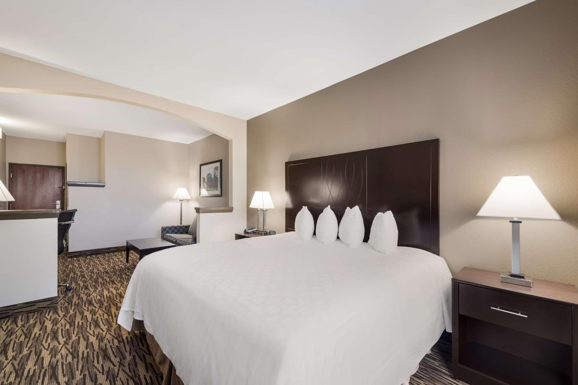 Comfort Suites Plano East - Richardson property views in Plano, TX — gallery photo 3