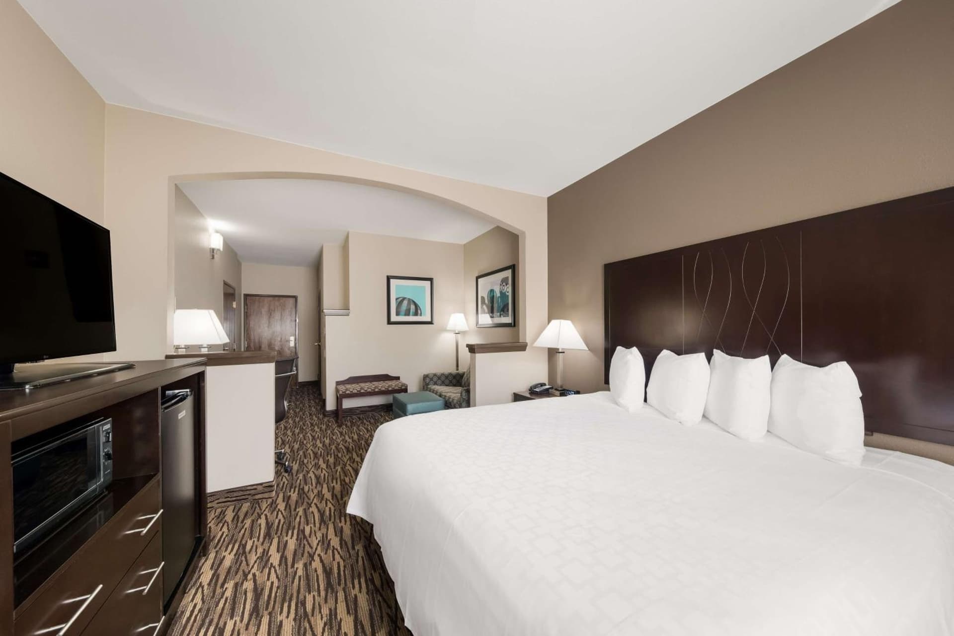 Comfort Suites Plano East - Richardson gallery photo in Plano, TX — image 17