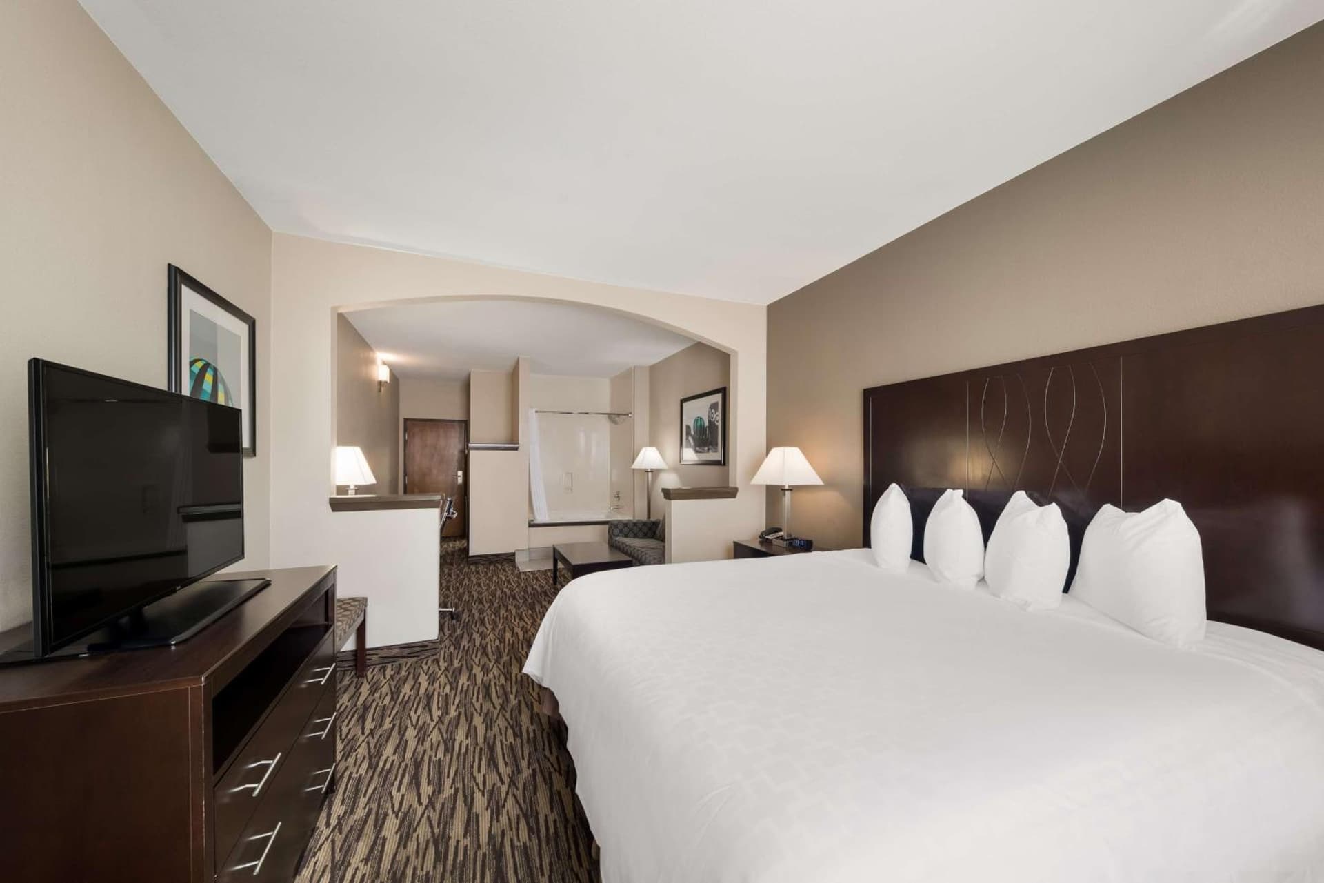 Comfort Suites Plano East - Richardson property views in Plano, TX — gallery photo 3