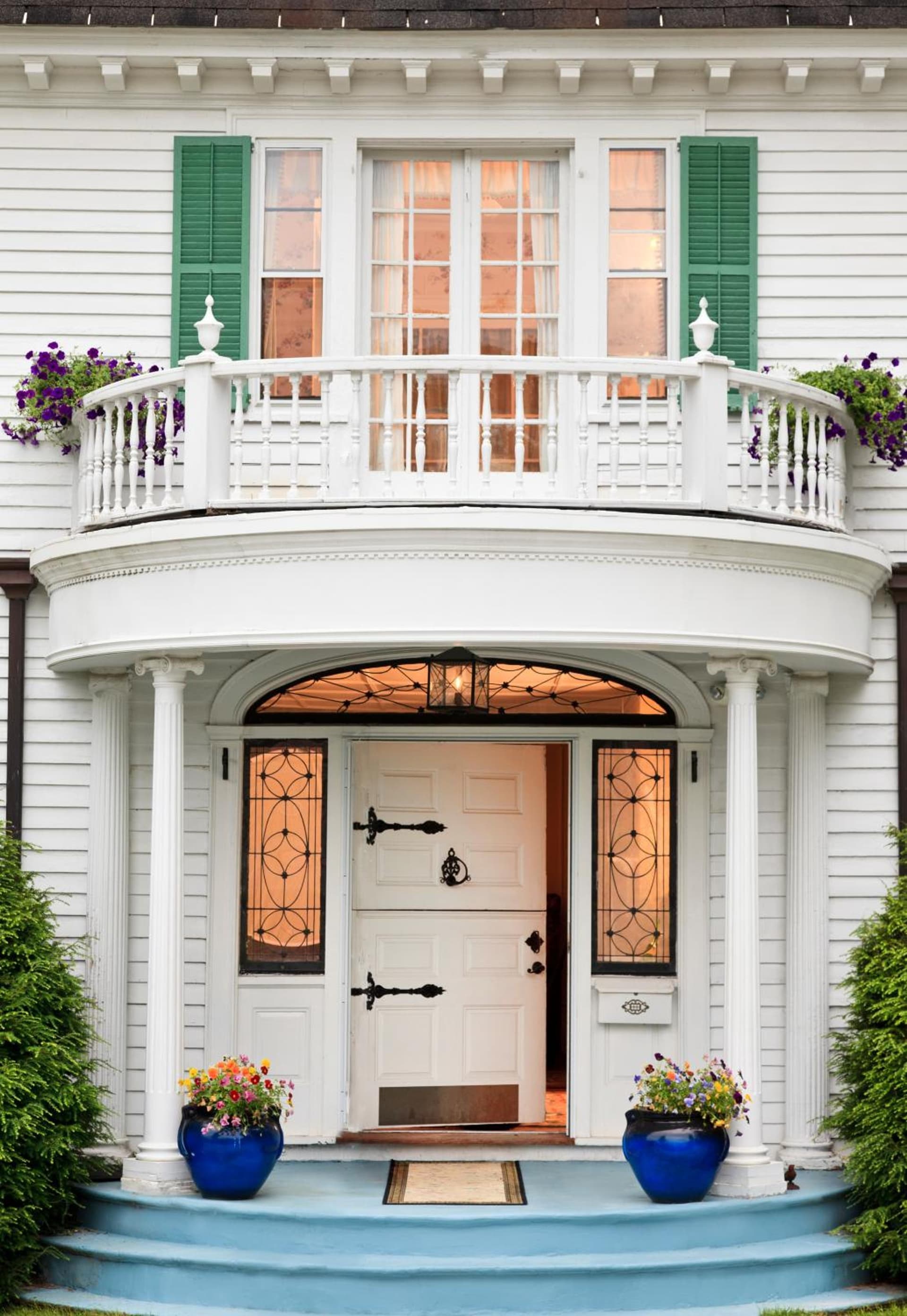 Hampton Terrace Inn featured exterior or lobby in Lenox — similar hotel