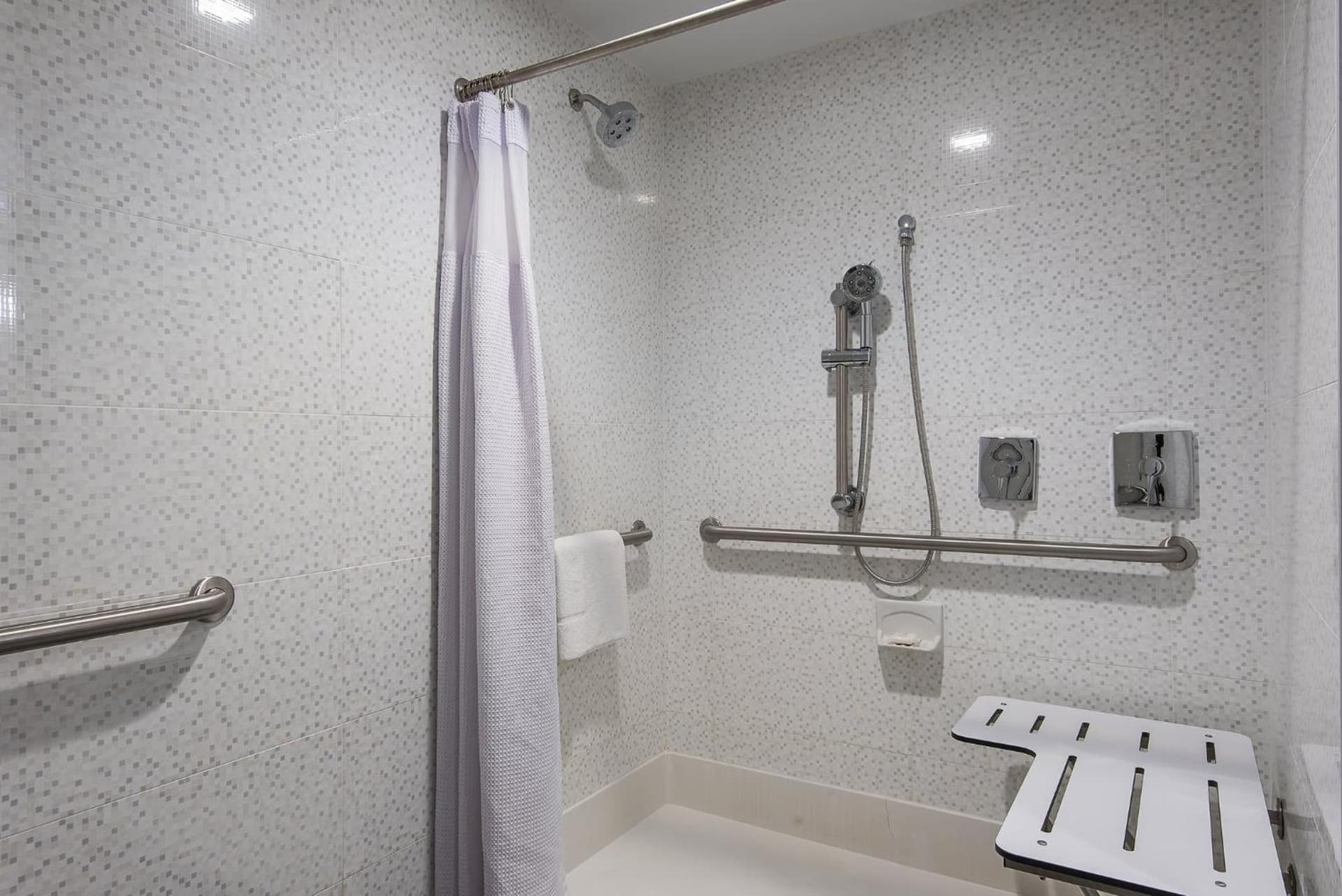 Crowne Plaza Princeton - Conference Center by IHG gallery photo in Princeton, NJ — image 57