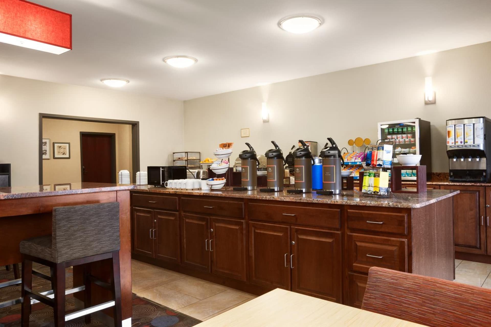 Country Inn & Suites by Radisson, Dearborn, MI gallery photo in Dearborn, MI — image 26