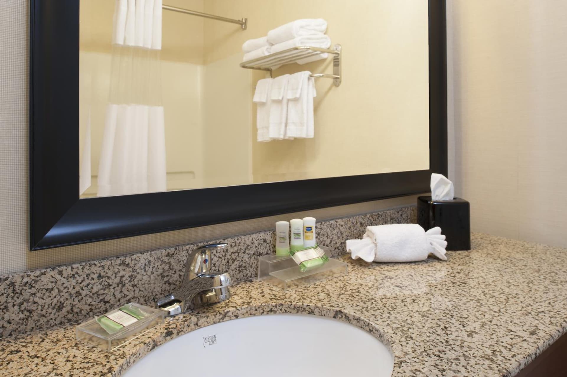 Country Inn & Suites by Radisson, Holland, MI gallery photo in Holland, MI — image 10