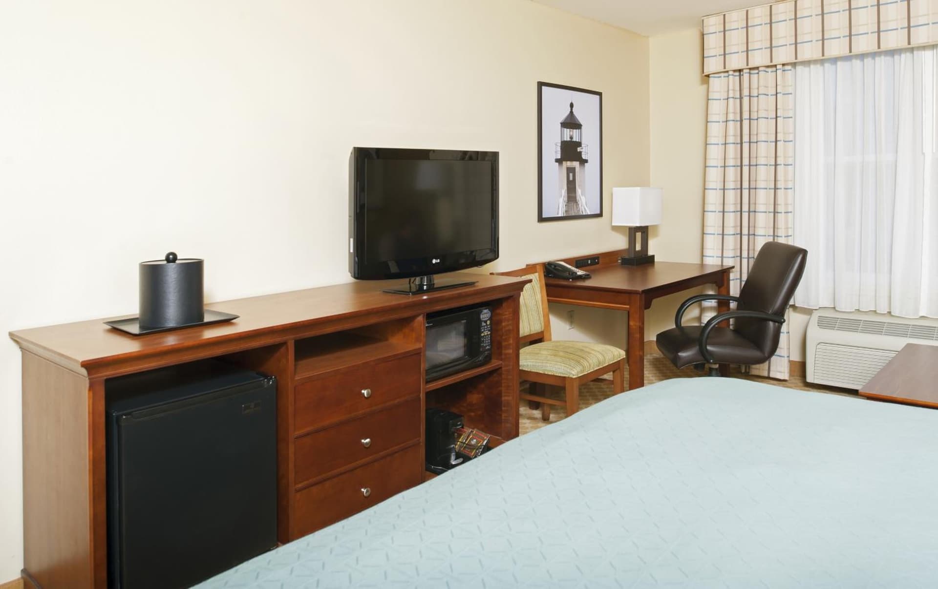 Country Inn & Suites by Radisson, Holland, MI gallery photo in Holland, MI — image 8