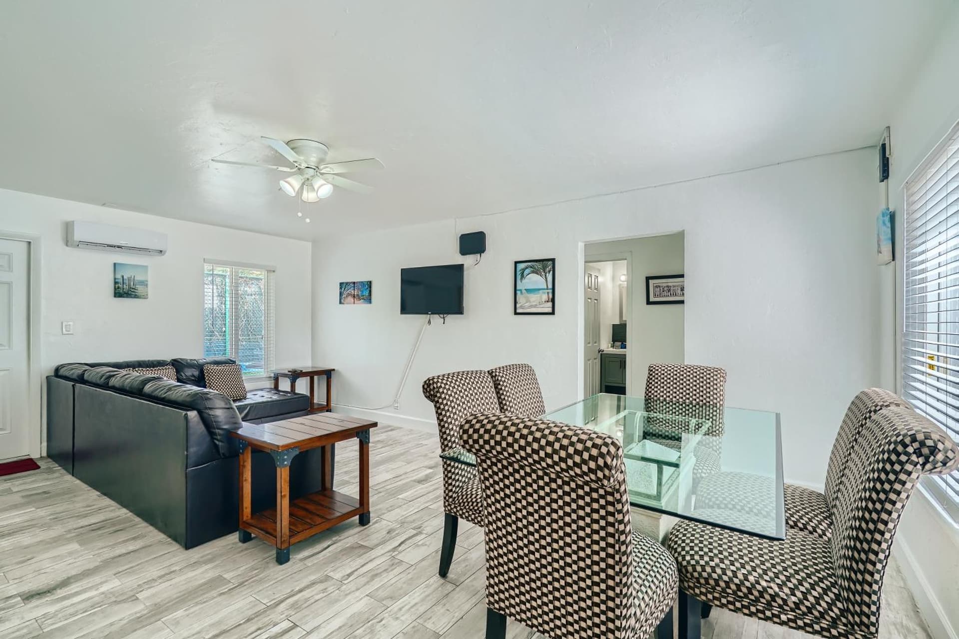 Singer Island Stunner 2 BR interior in West Palm Beach, FL — gallery photo 2