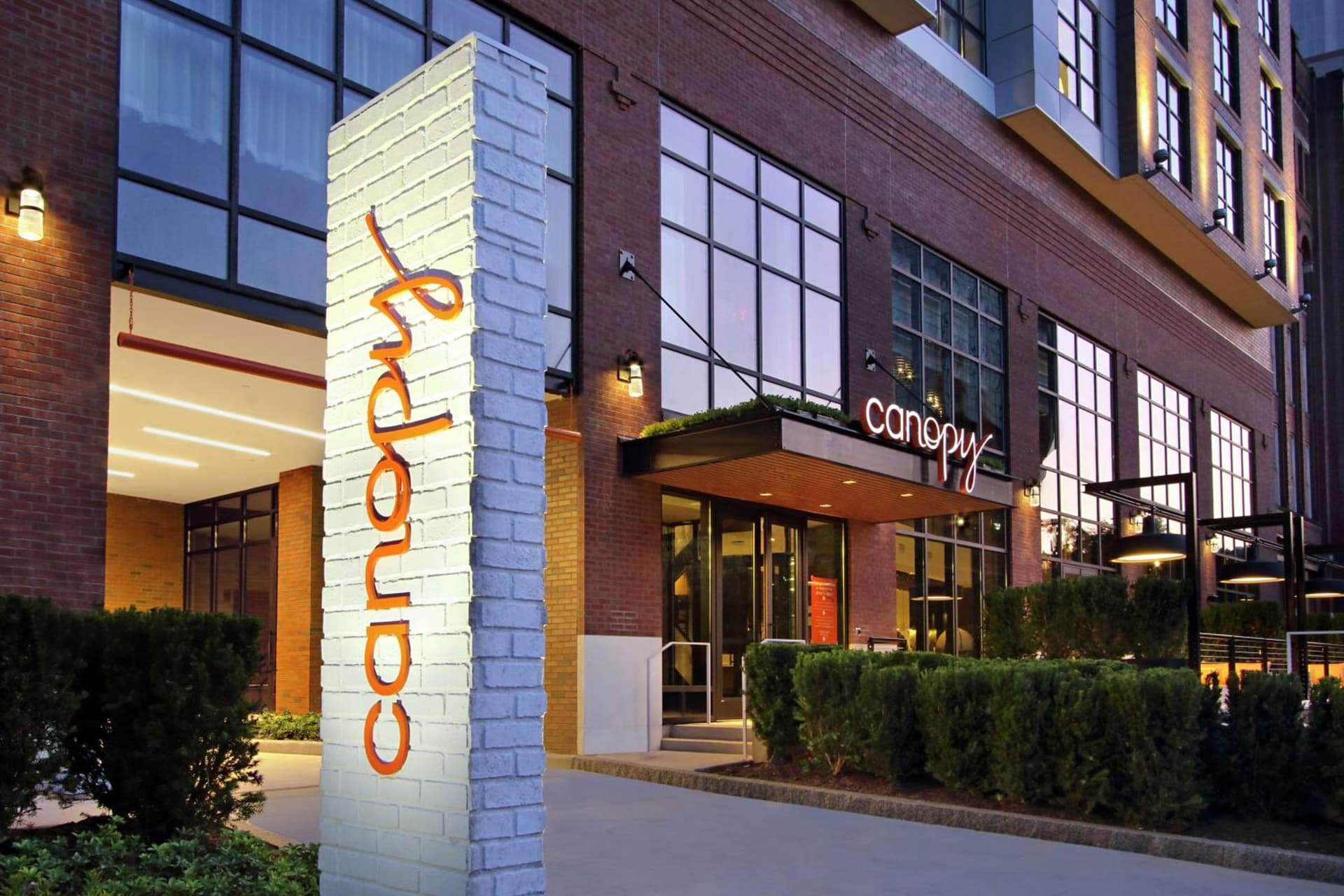Canopy By Hilton Columbus Downtown Short North interior in Columbus, OH — gallery photo 2