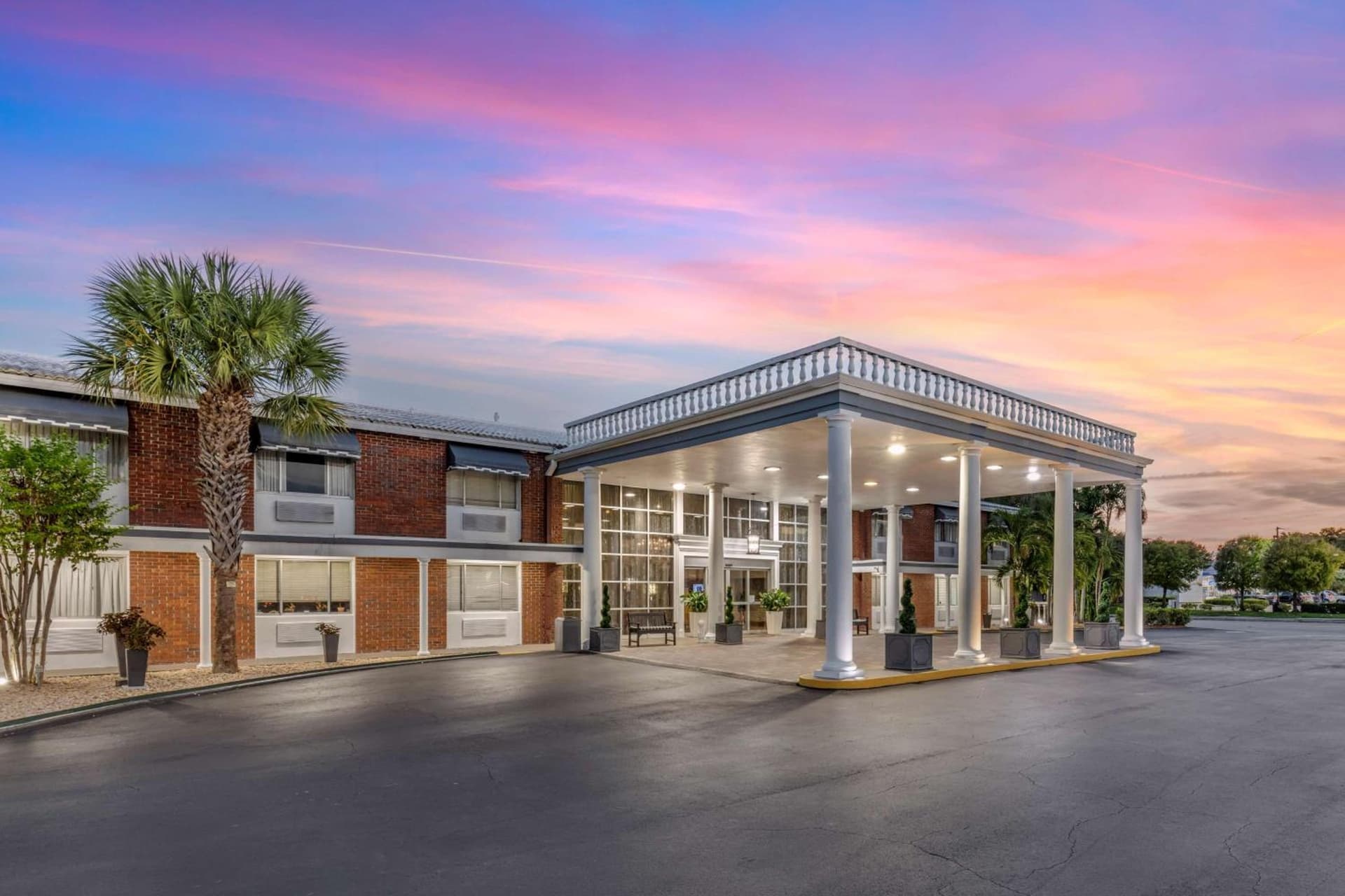 Best Western Palm Beach Lakes gallery photo in West Palm Beach, FL — image 15